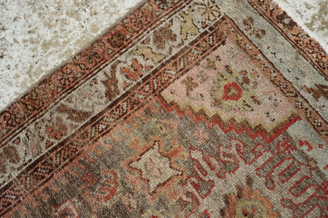 Annodato a mano Tappeto persiano Malayer della metà del XX secolo in vendita