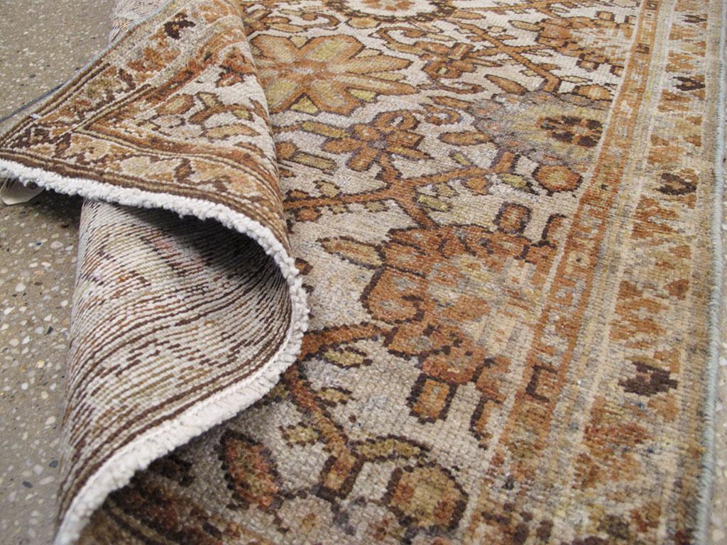 Tappeto persiano Malayer della metà del XX secolo In condizioni ottime in vendita a New York, NY