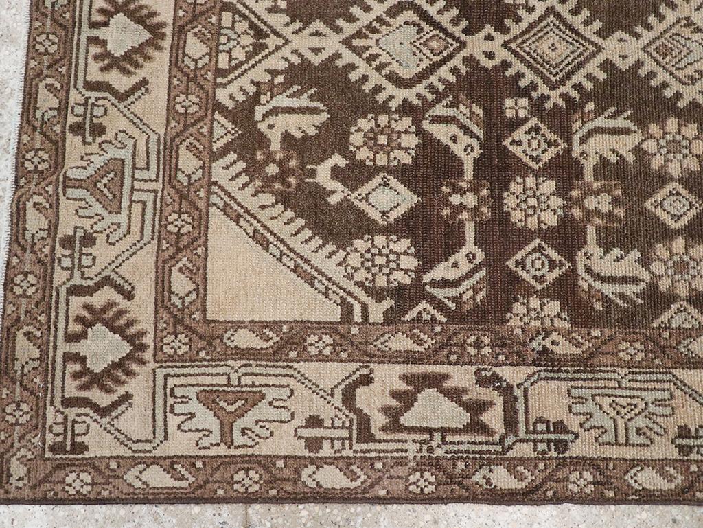 Persischer Malayer-Würfelteppich aus der Mitte des 20. (20. Jahrhundert) im Angebot