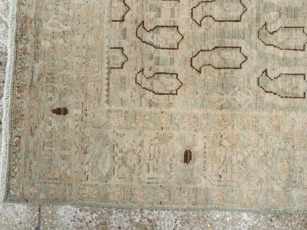 Tapis persan Malayer du milieu du 20e siècle Excellent état - En vente à New York, NY