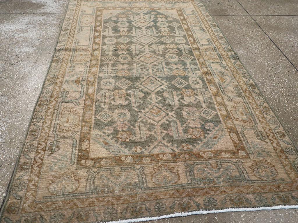 20ième siècle Tapis persan Malayer du milieu du 20e siècle en vente