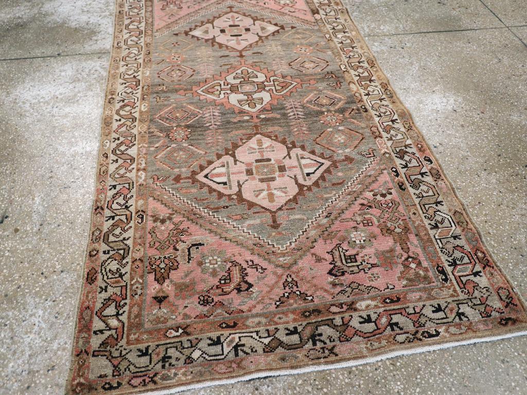 Persischer Malayer-Würfelteppich aus der Mitte des 20. (Wolle) im Angebot