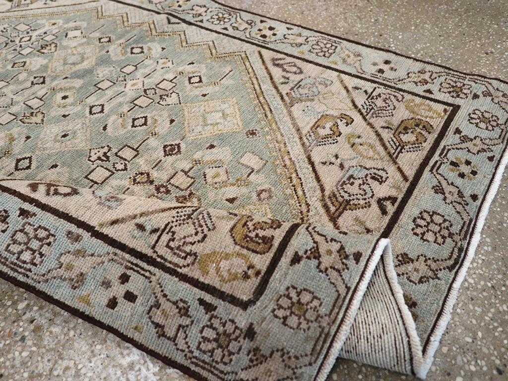 Tappeto persiano Malayer della metà del XX secolo in vendita 1