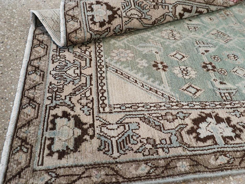 Persischer Malayer-Würfelteppich aus der Mitte des 20. im Angebot 2