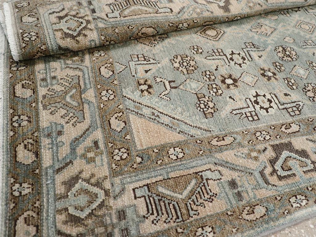 Tapis persan Malayer du milieu du 20e siècle en vente 1