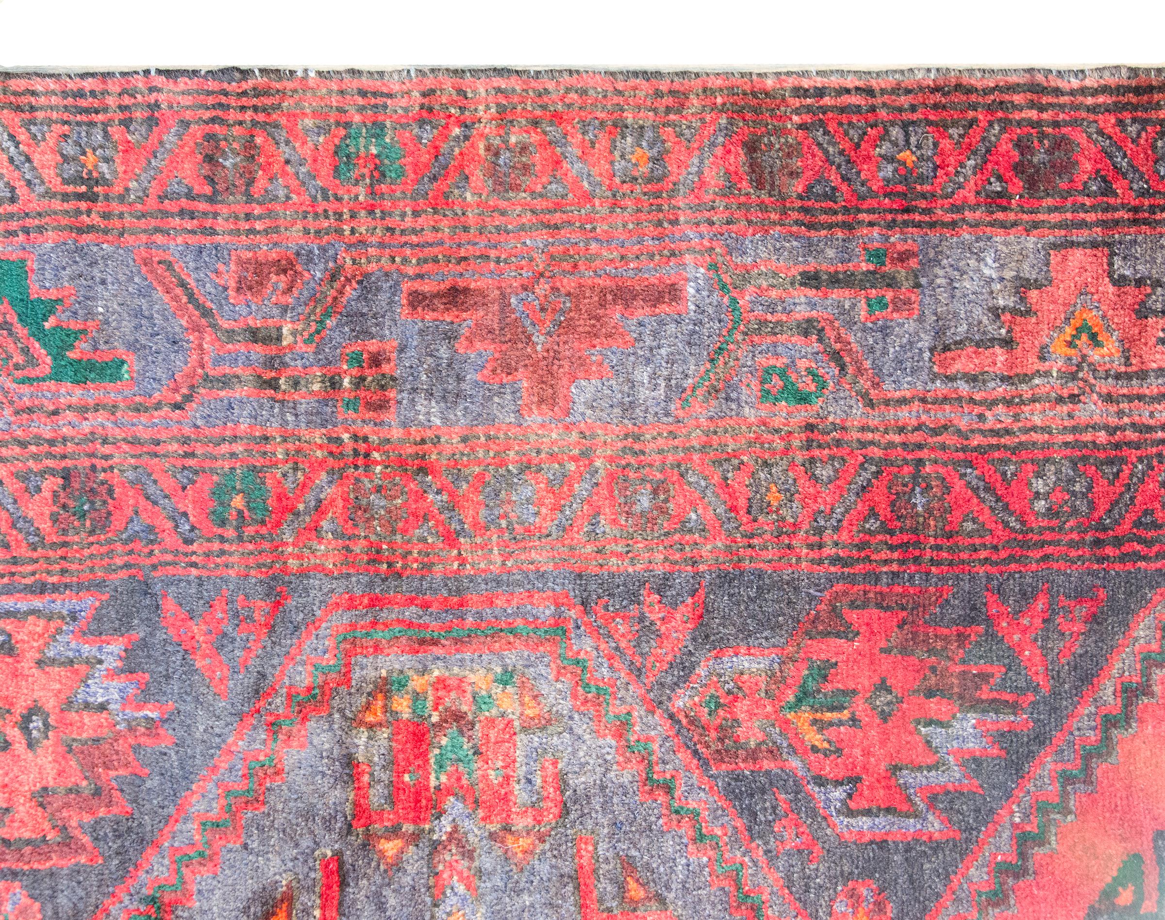 Tappeto persiano Mazleghan della metà del XX secolo in vendita 5