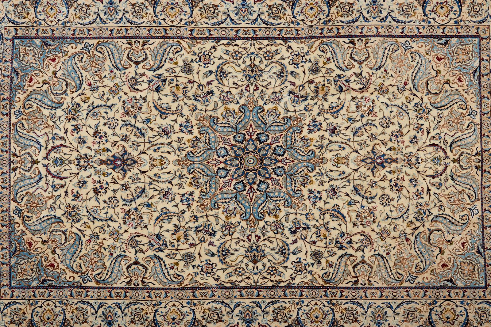 Persischer Nain-Teppich aus dem späten 20. (20. Jahrhundert) im Angebot