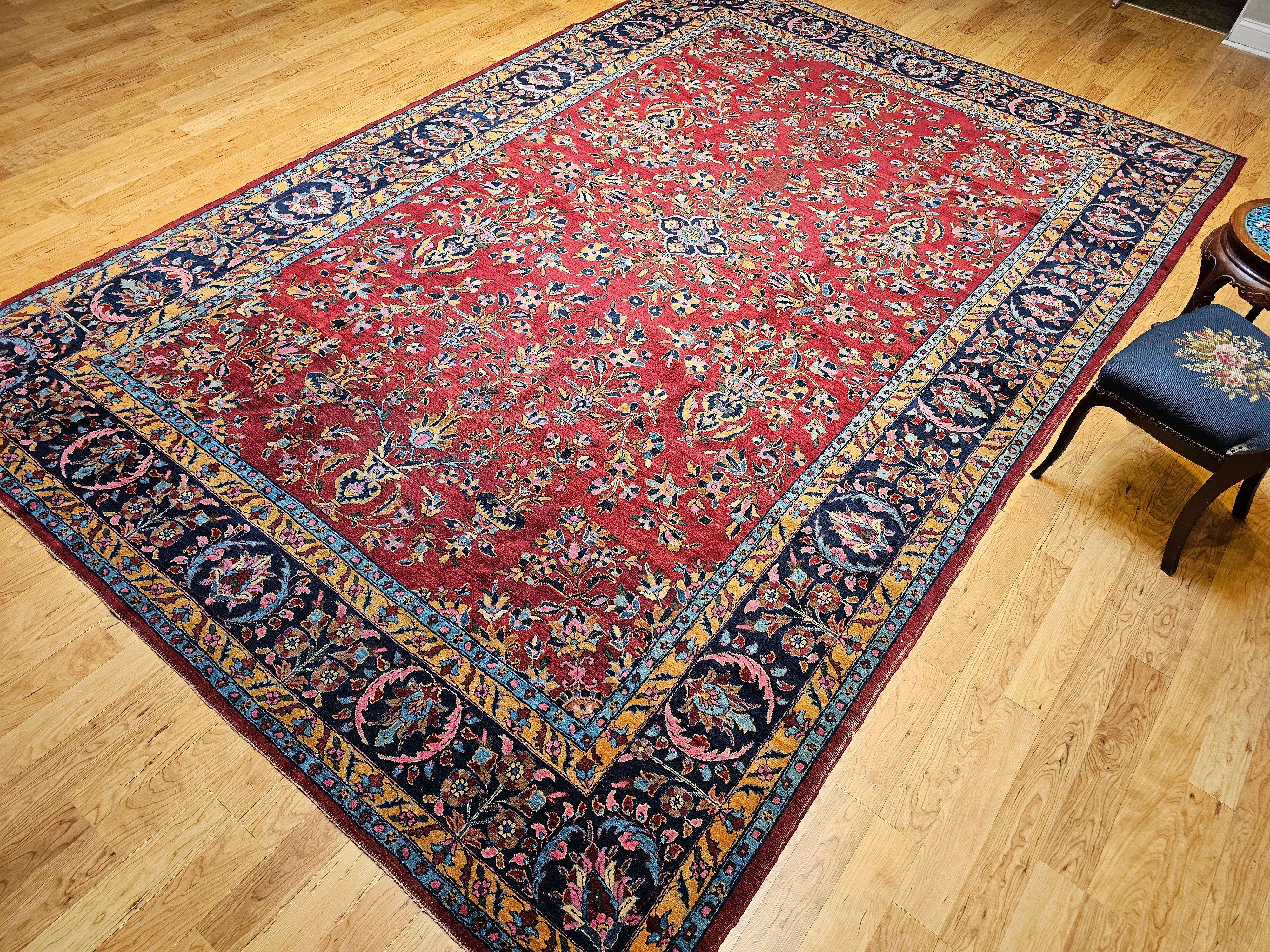 Persischer Sarouk-Teppich aus der Mitte des 20. Jahrhunderts mit floralem Allover-Muster in Rot, Marineblau und Rosa im Angebot 8