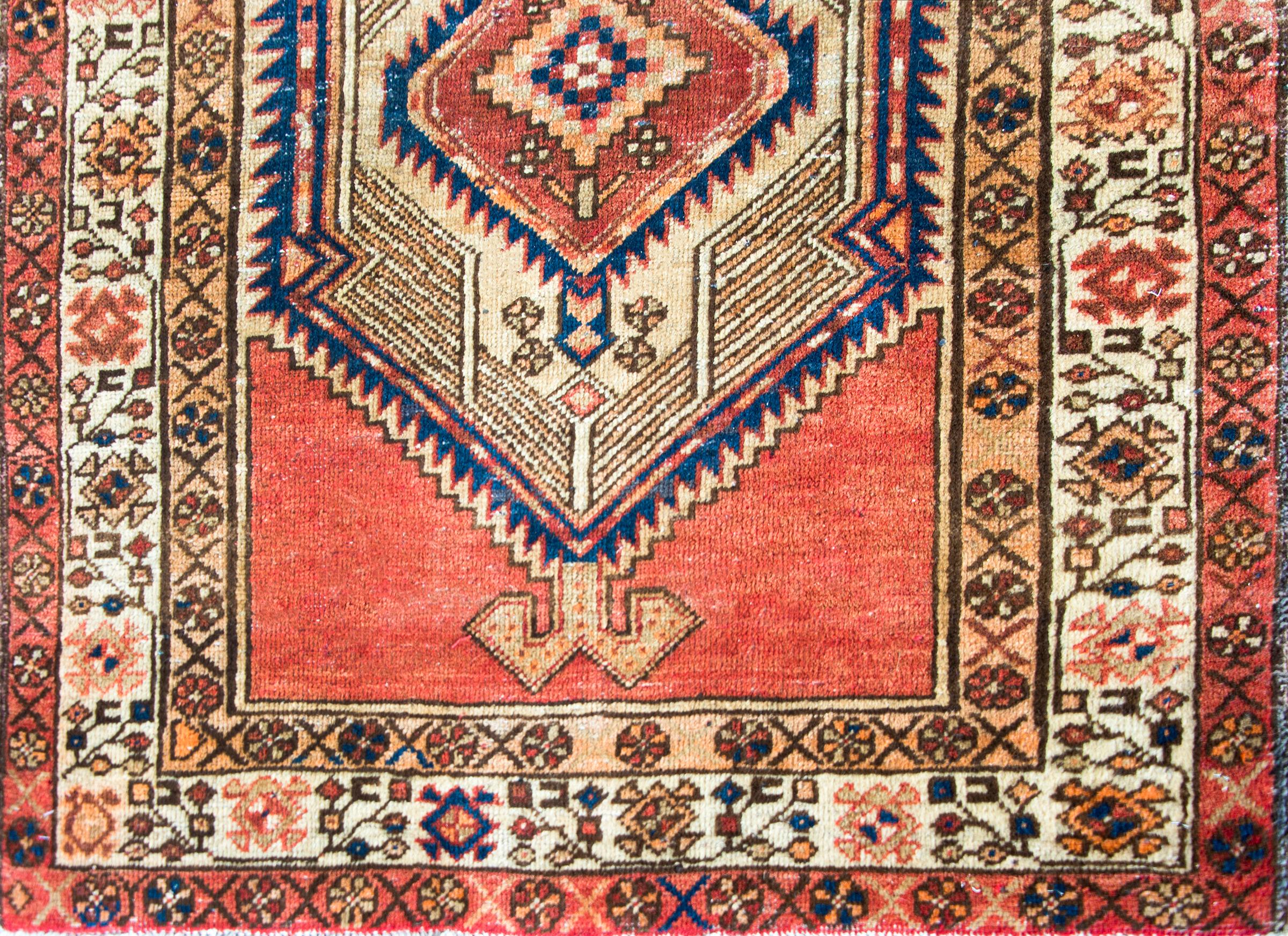 Mid-20th Century Persian Serab Rug For Sale 1