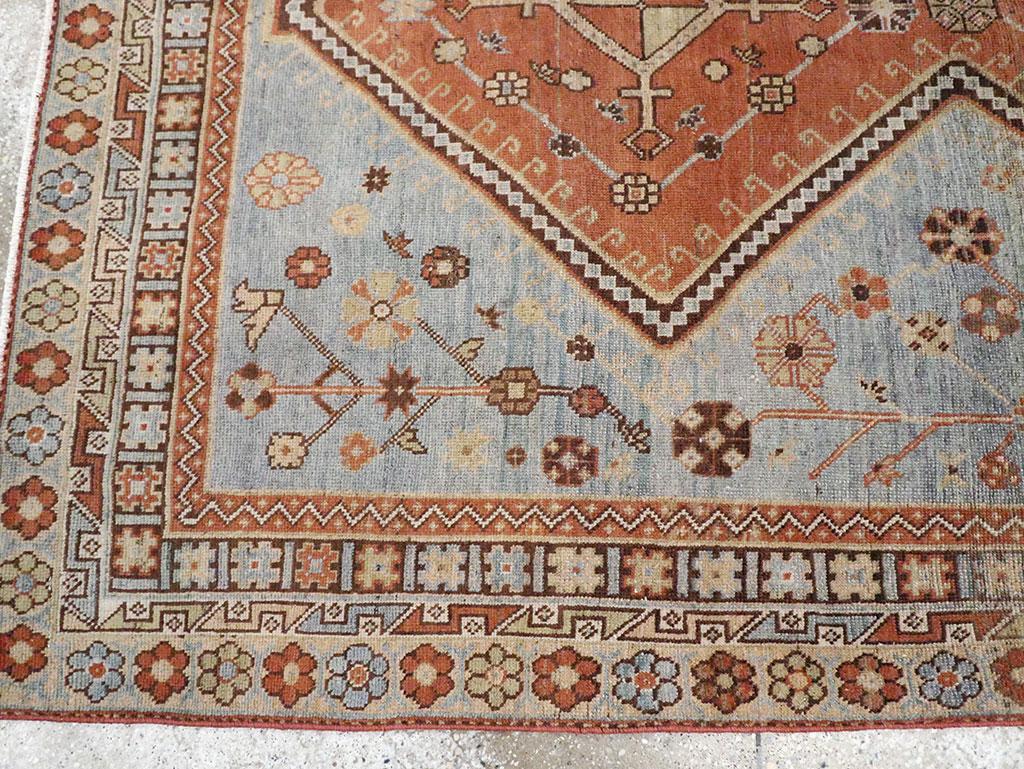 Mid-20th Century Persian Shiraz Accent Rug In Excellent Condition For Sale In New York, NY