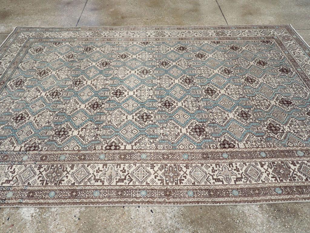 Mid-20th Century Persian Tabriz Accent Carpet In Excellent Condition For Sale In New York, NY