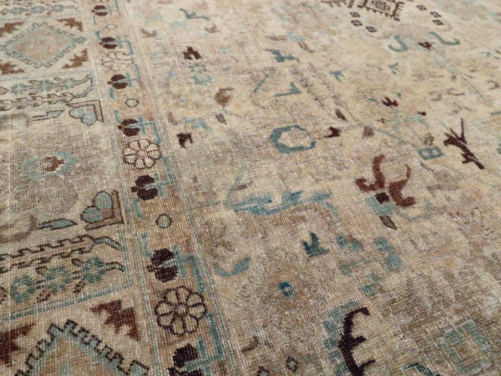 Mid-20th Century Persian Tabriz Accent Rug (Persisch) im Angebot