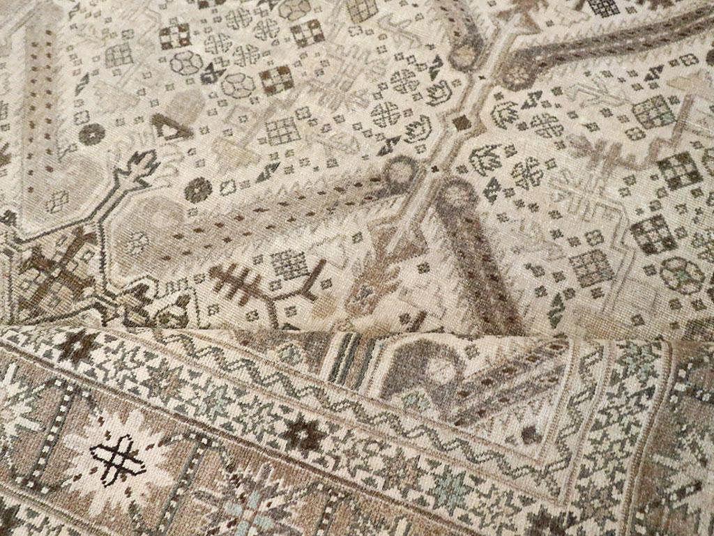 Mid-20th Century Persian Tabriz Accent Rug (Wolle) im Angebot
