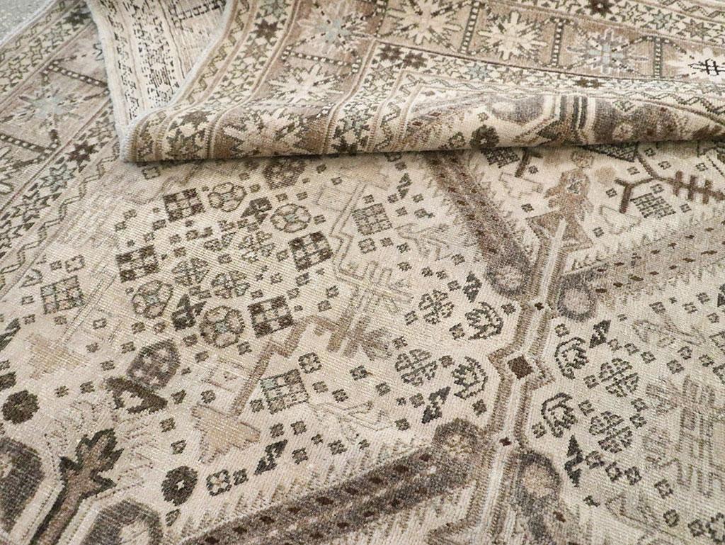 Mid-20th Century Persian Tabriz Accent Rug im Angebot 1
