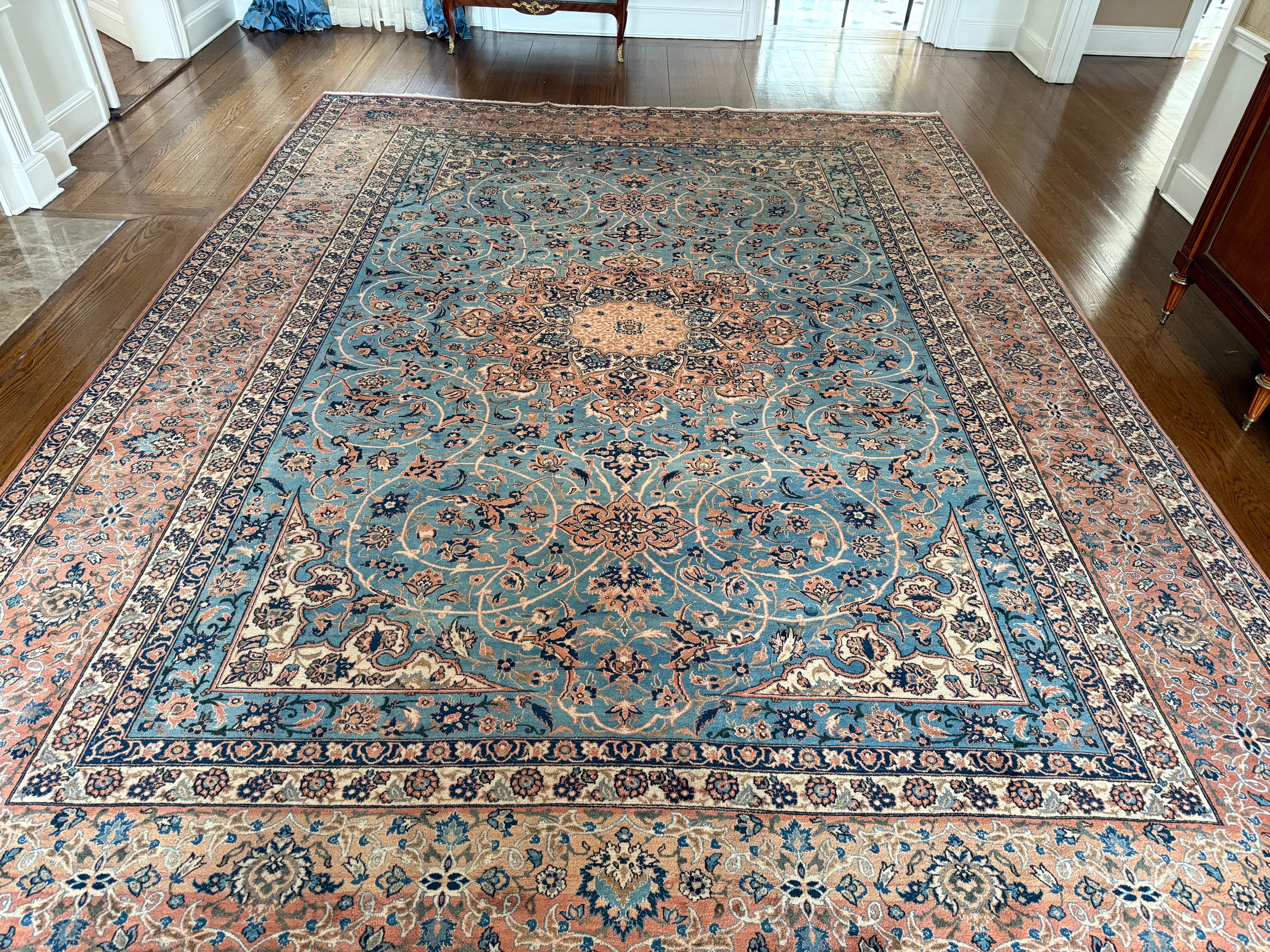 Tapis persan Tabriz du milieu du 20e siècle, noué à la main, taille de pièce 14 x 10,3 en vente 11