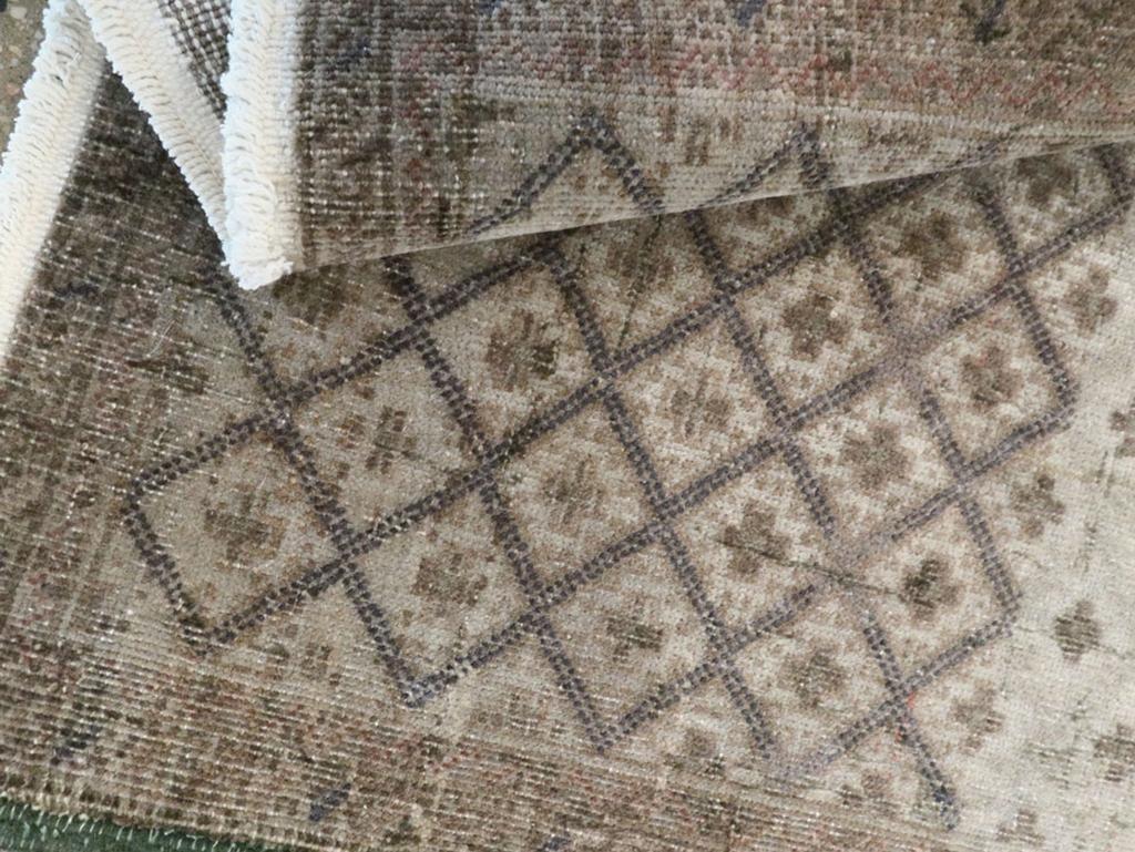 Laine Tapis persan Tabriz du milieu du 20e siècle en vente