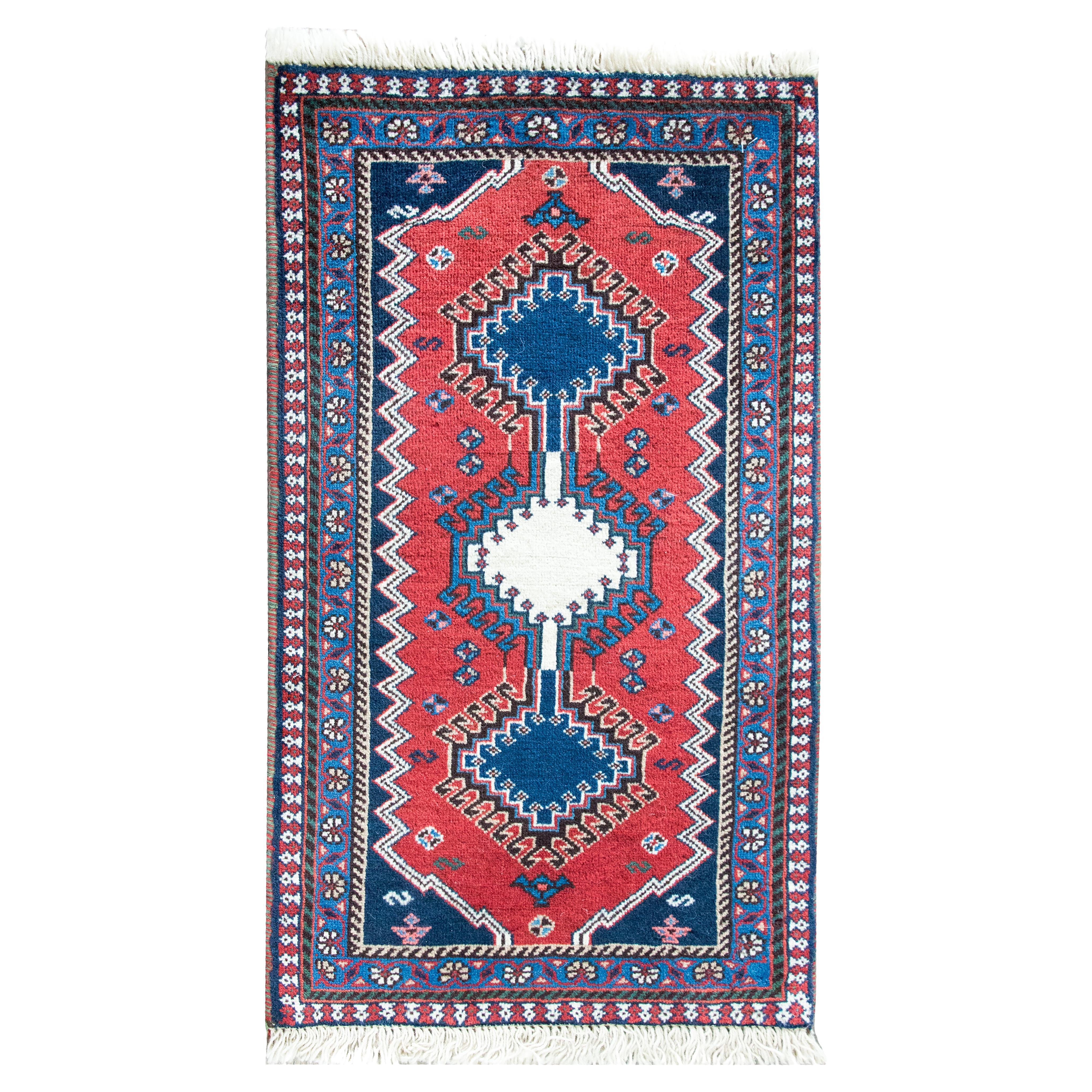 Alfombra persa Yallameh de mediados del siglo XX en venta