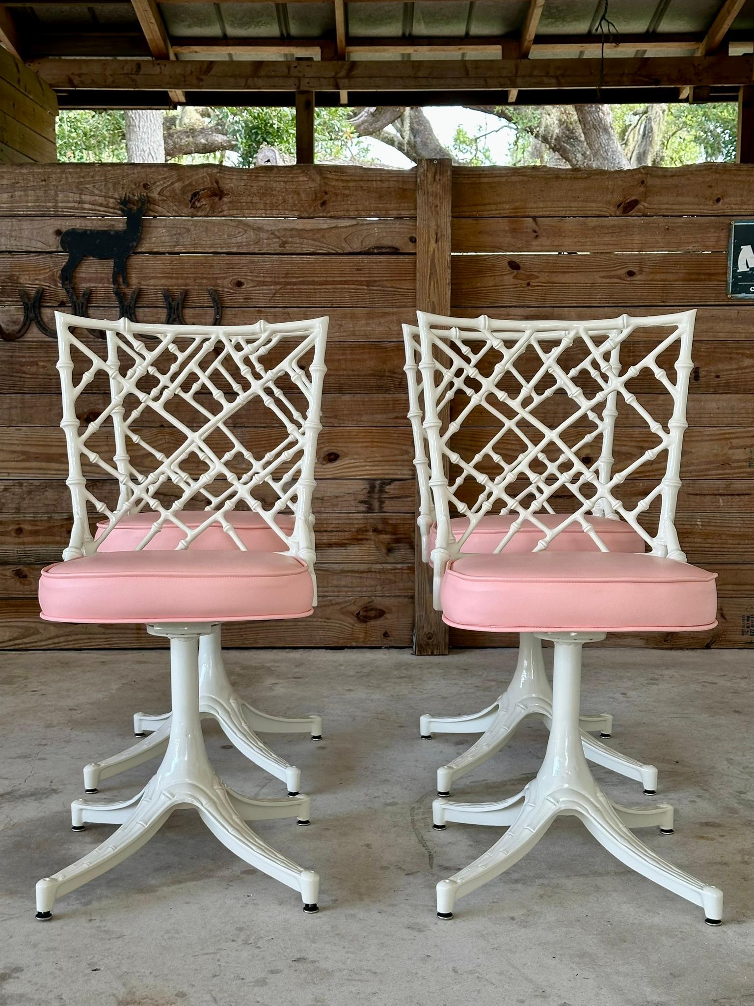 Mid-20th Century Phyllis Morris for Kessler Aluminum Powder Coated Custom Uphols In Good Condition In North Fort Myers, FL