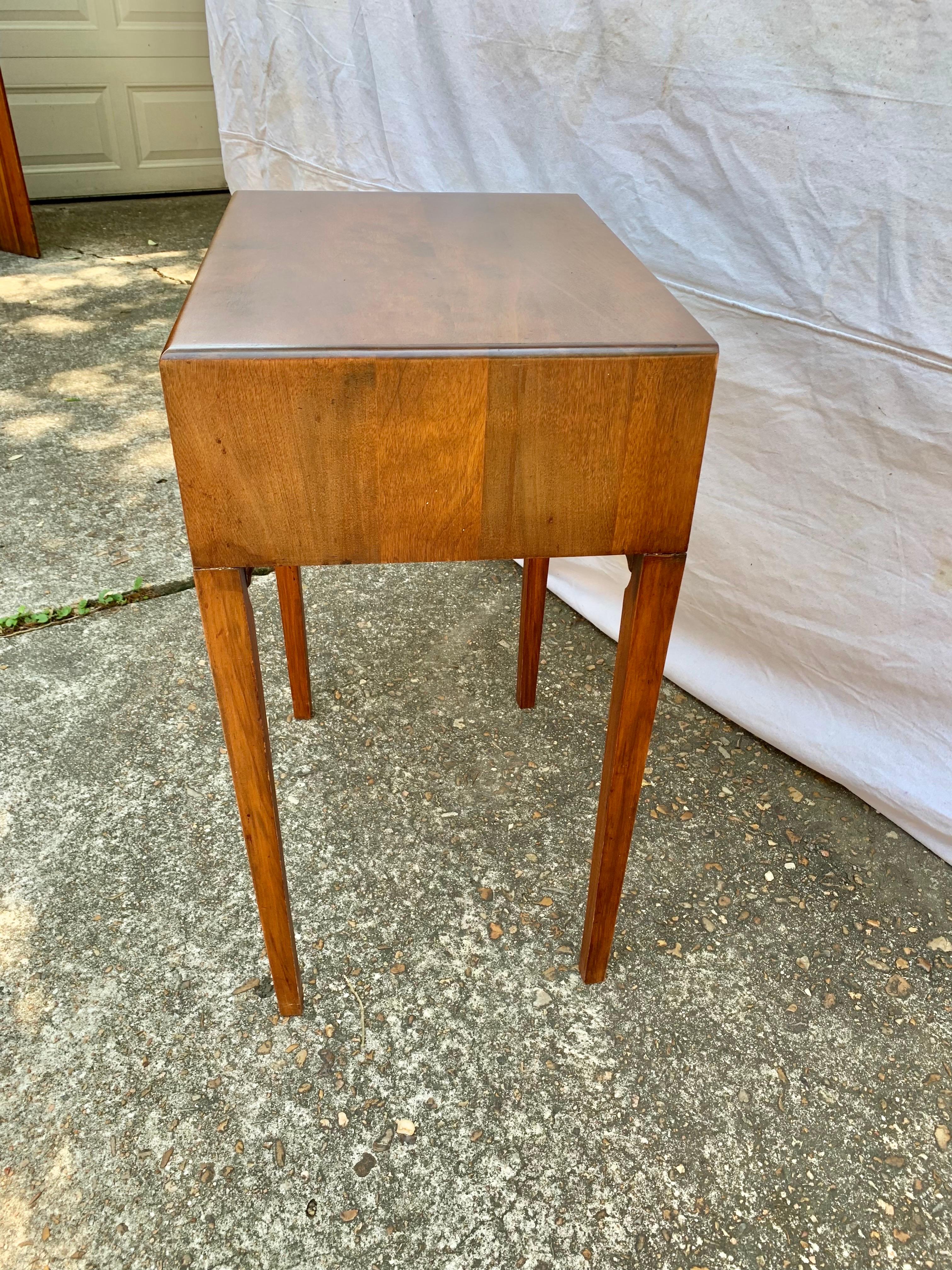 American Mid 20th Century Pine Two Drawer Side Table For Sale