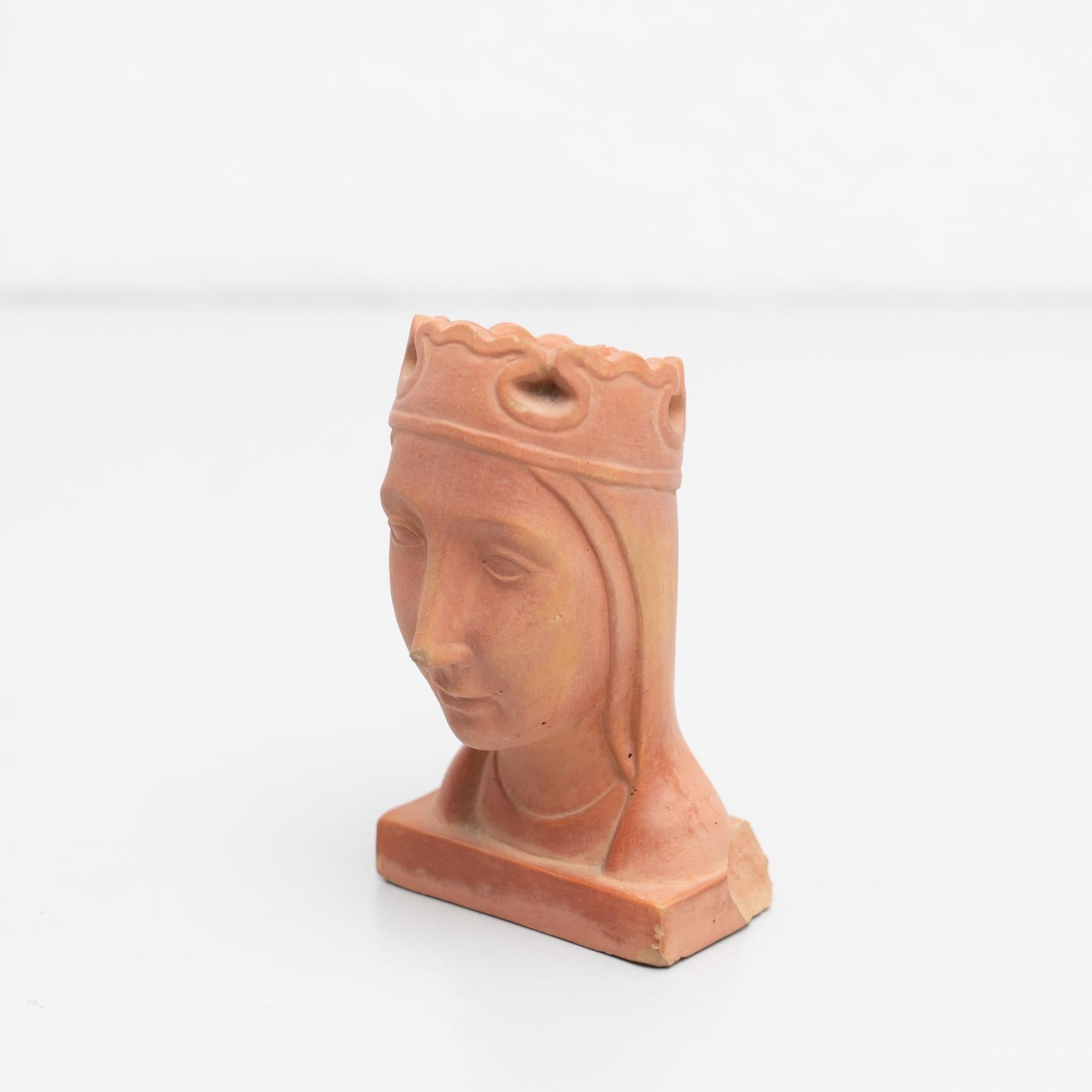 Estatua de la Virgen de Montserrat de escayola de mediados del siglo XX Yeso en venta
