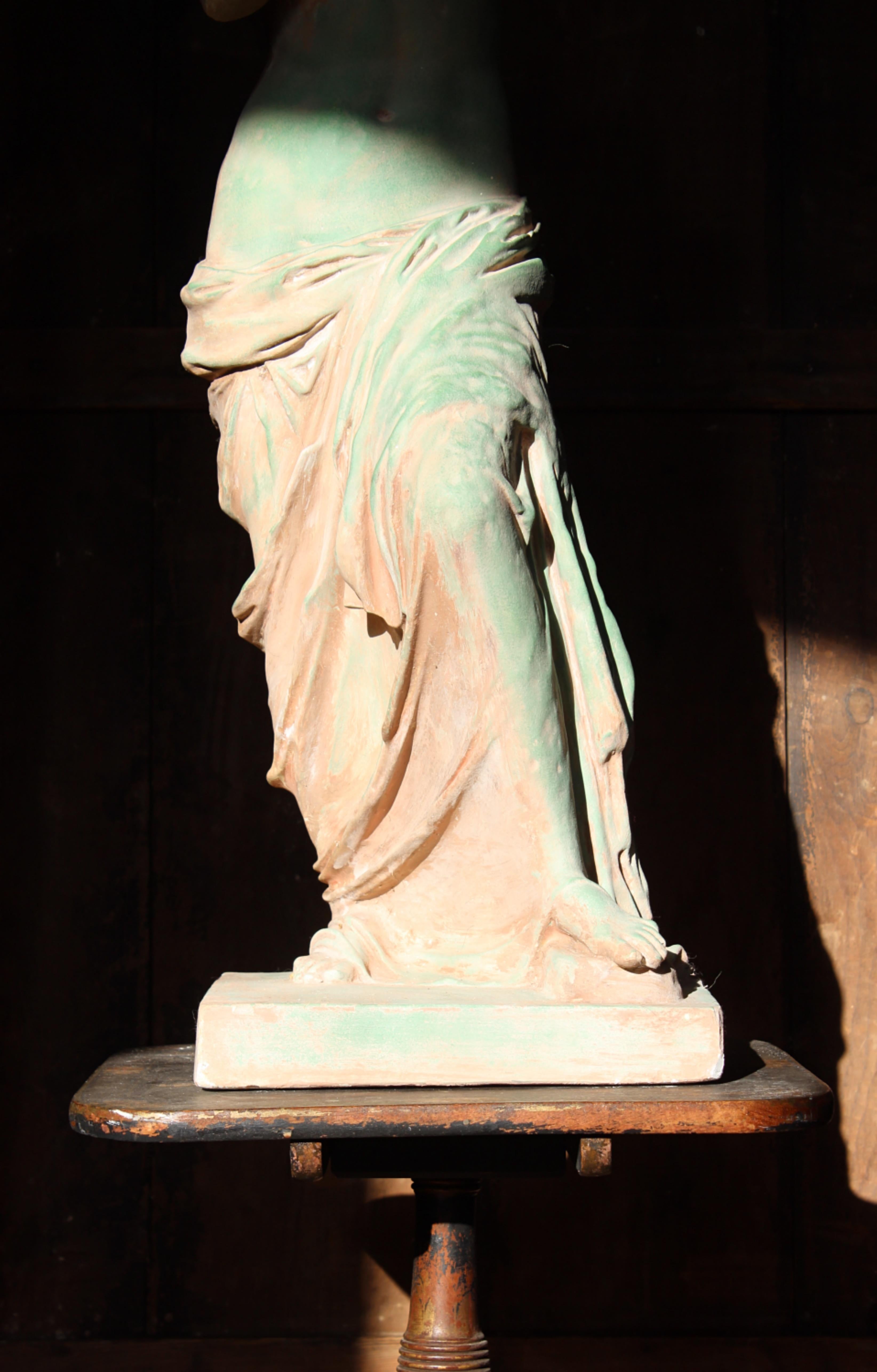 A good sized plaster statue of Venus De Milo after the antique. Venus also has her original painted finish, a wonderful green with terracotta on the back.

Some very minor nibbles and knocks

Mid 20th Century in age 

105cm in height 
base 33/33cm 

