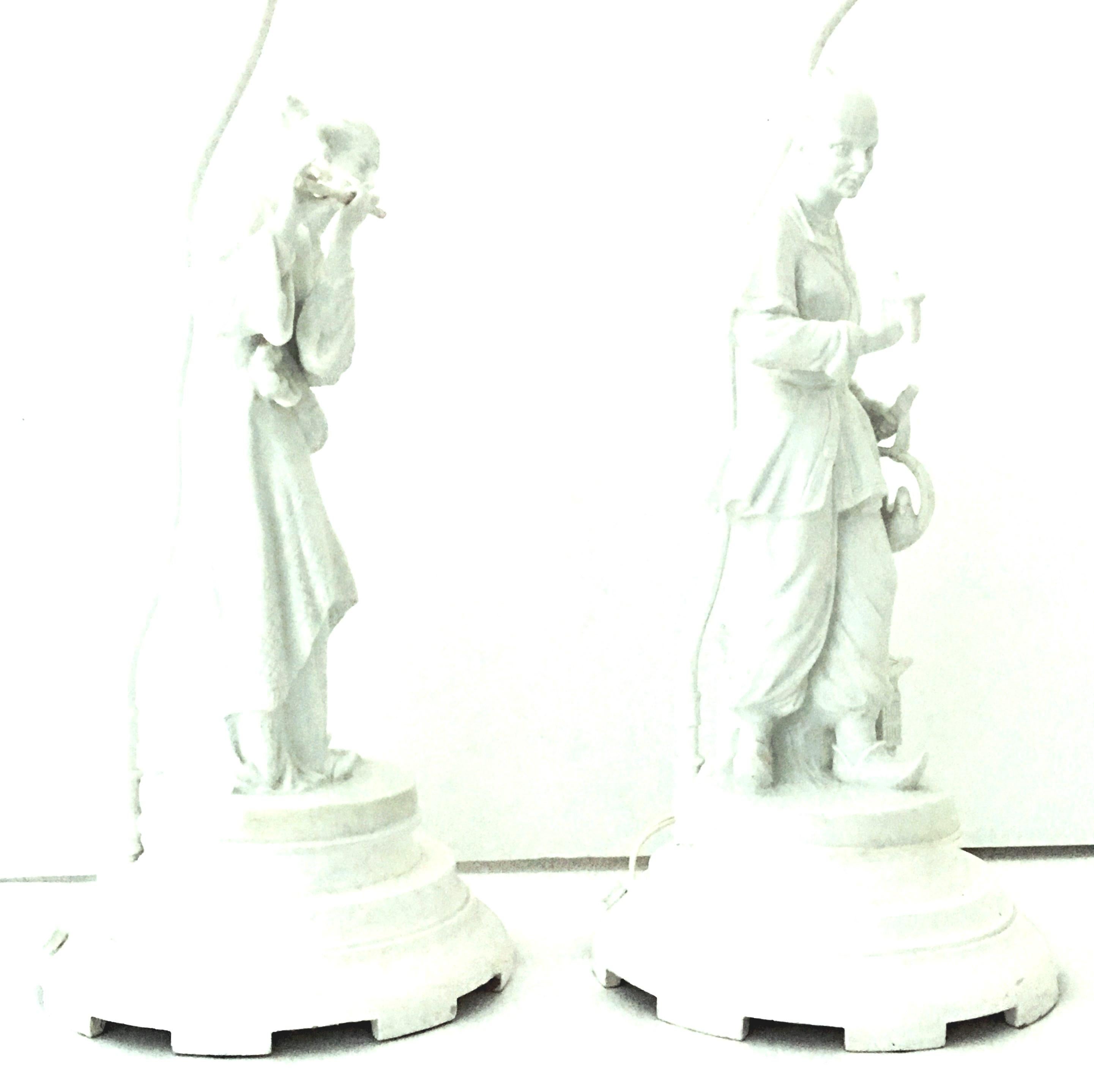 Mid-20th Century Porcelain Blanc De Chine Asian Figural Table Lamps In Good Condition For Sale In West Palm Beach, FL
