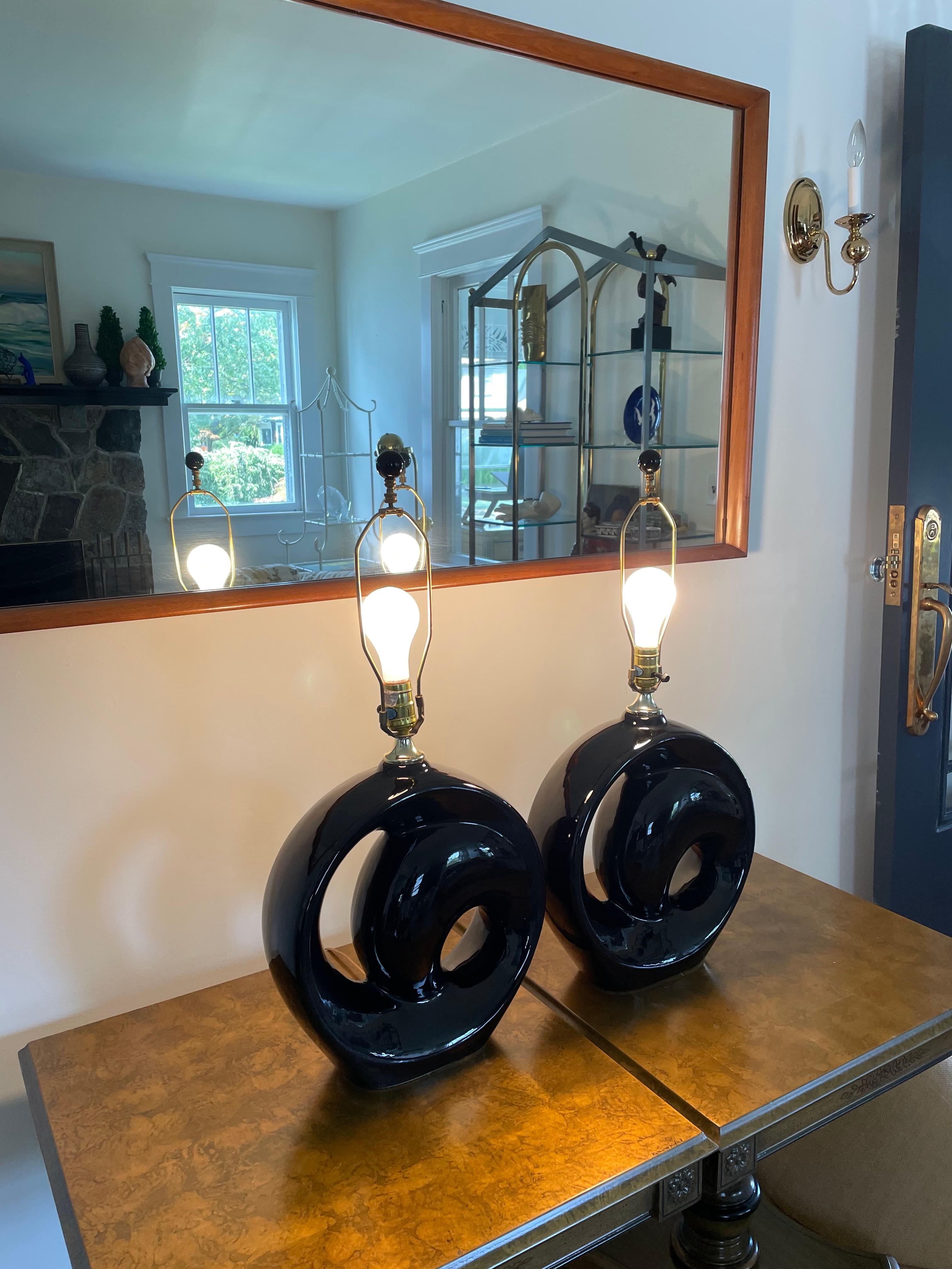 Mid 20th Century Postmodern Ceramic Swirl Lamps, a Pair For Sale 1