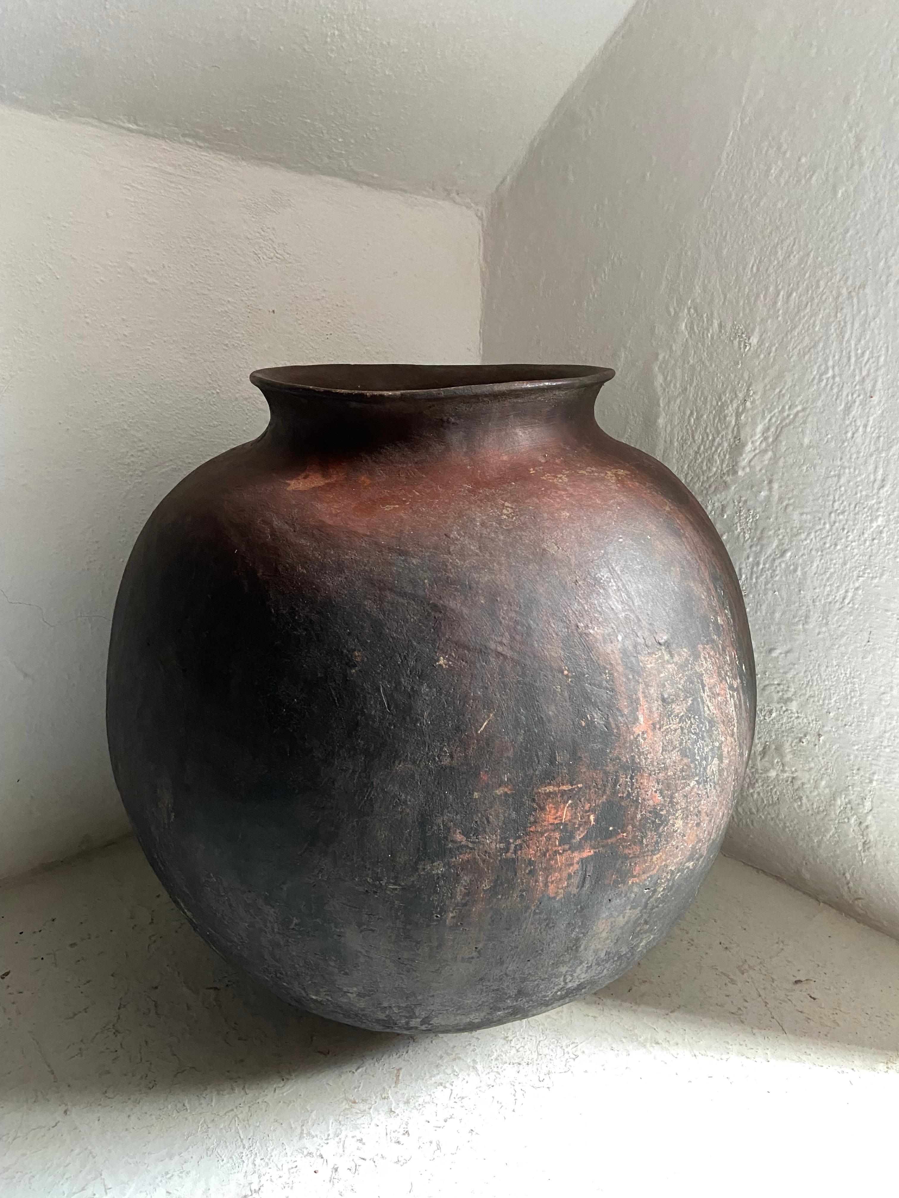 Mid-20th Century Pot from Mexico 2