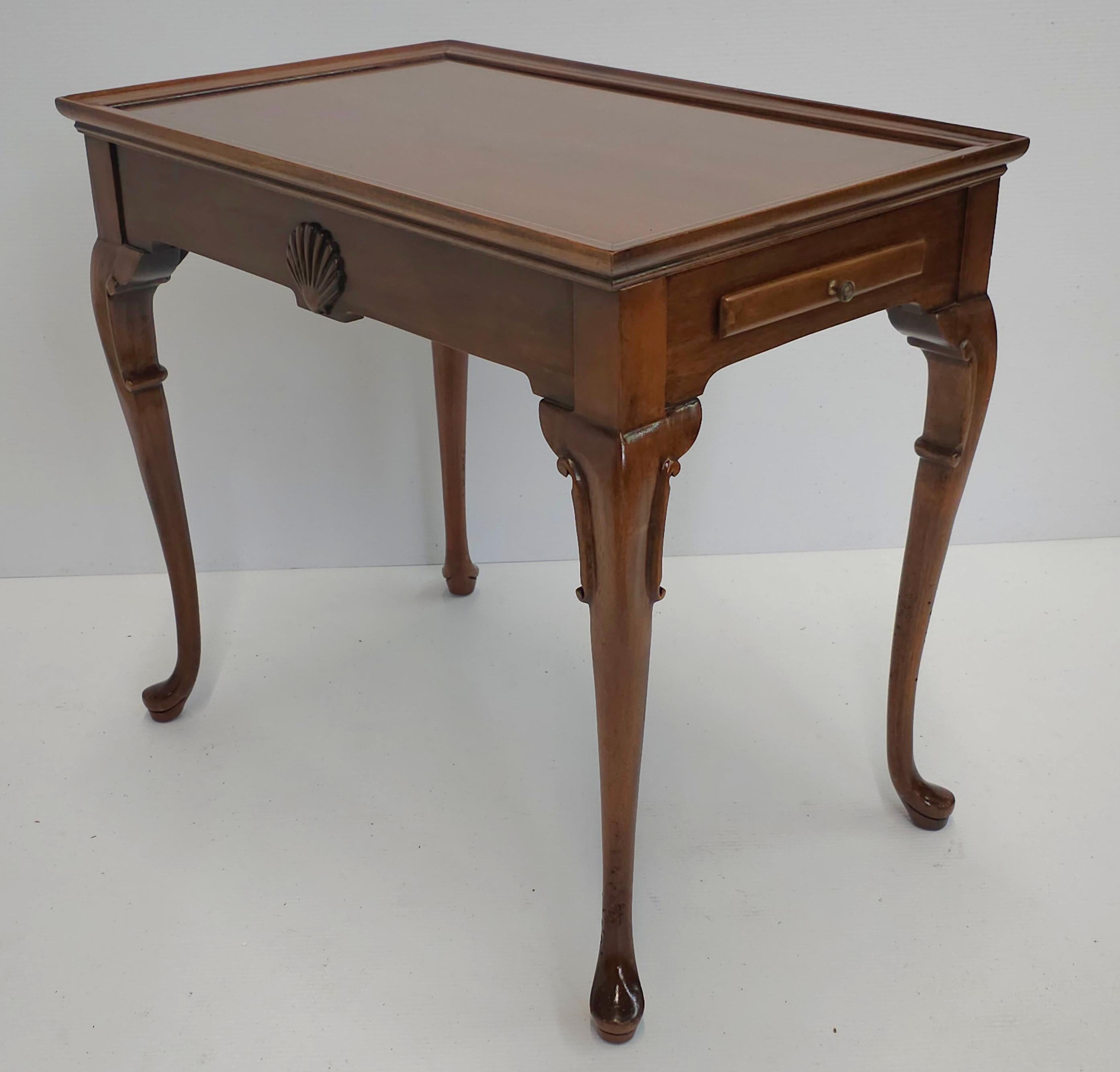 Mid 20th Century Queen Anne Style Mahogany Tea Table With Pull Out Trays For Sale 2