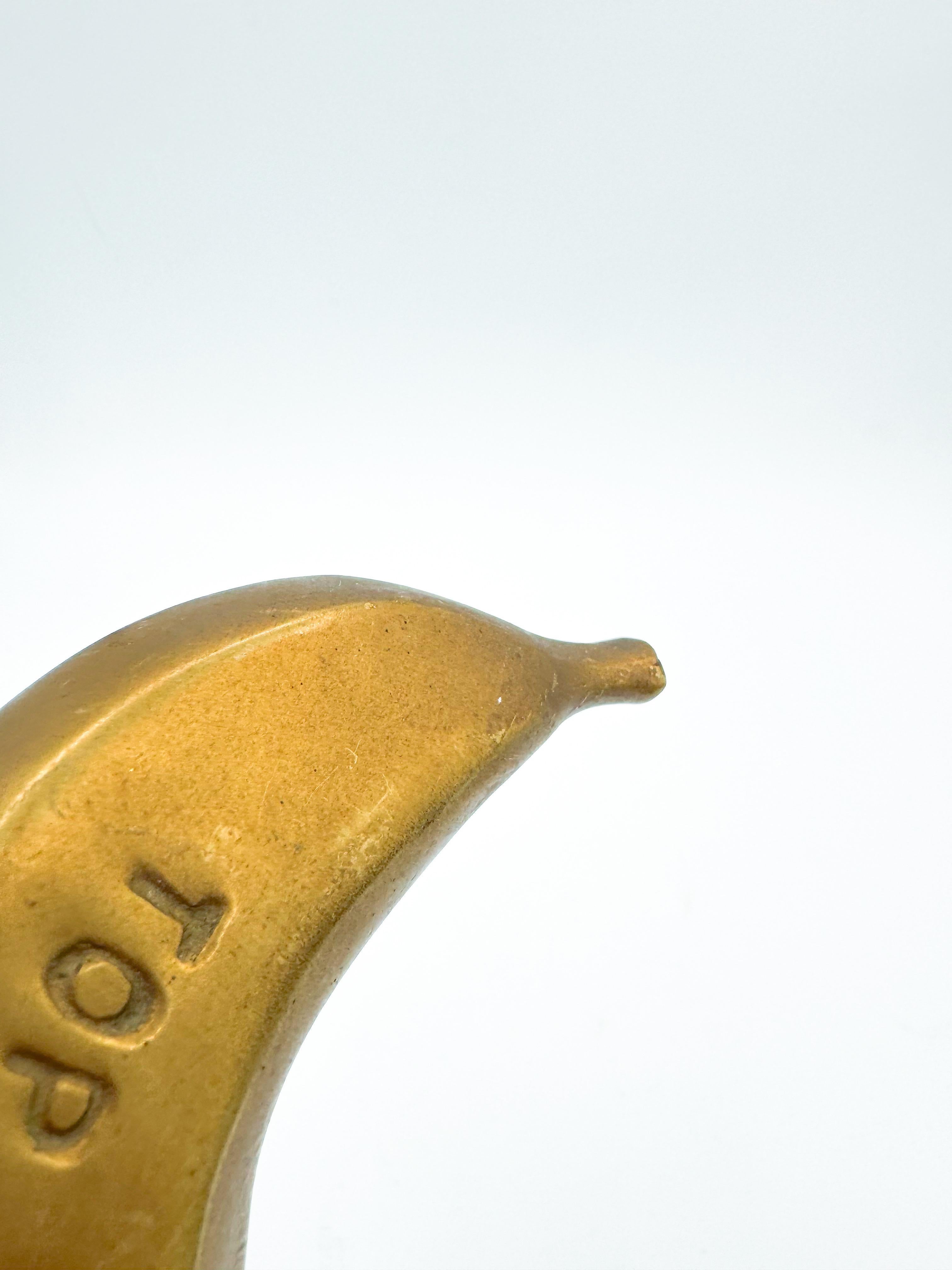 Mid 20th Century Quirky “Top Banana” Brass Paperweight / Object In Good Condition In Toronto, CA
