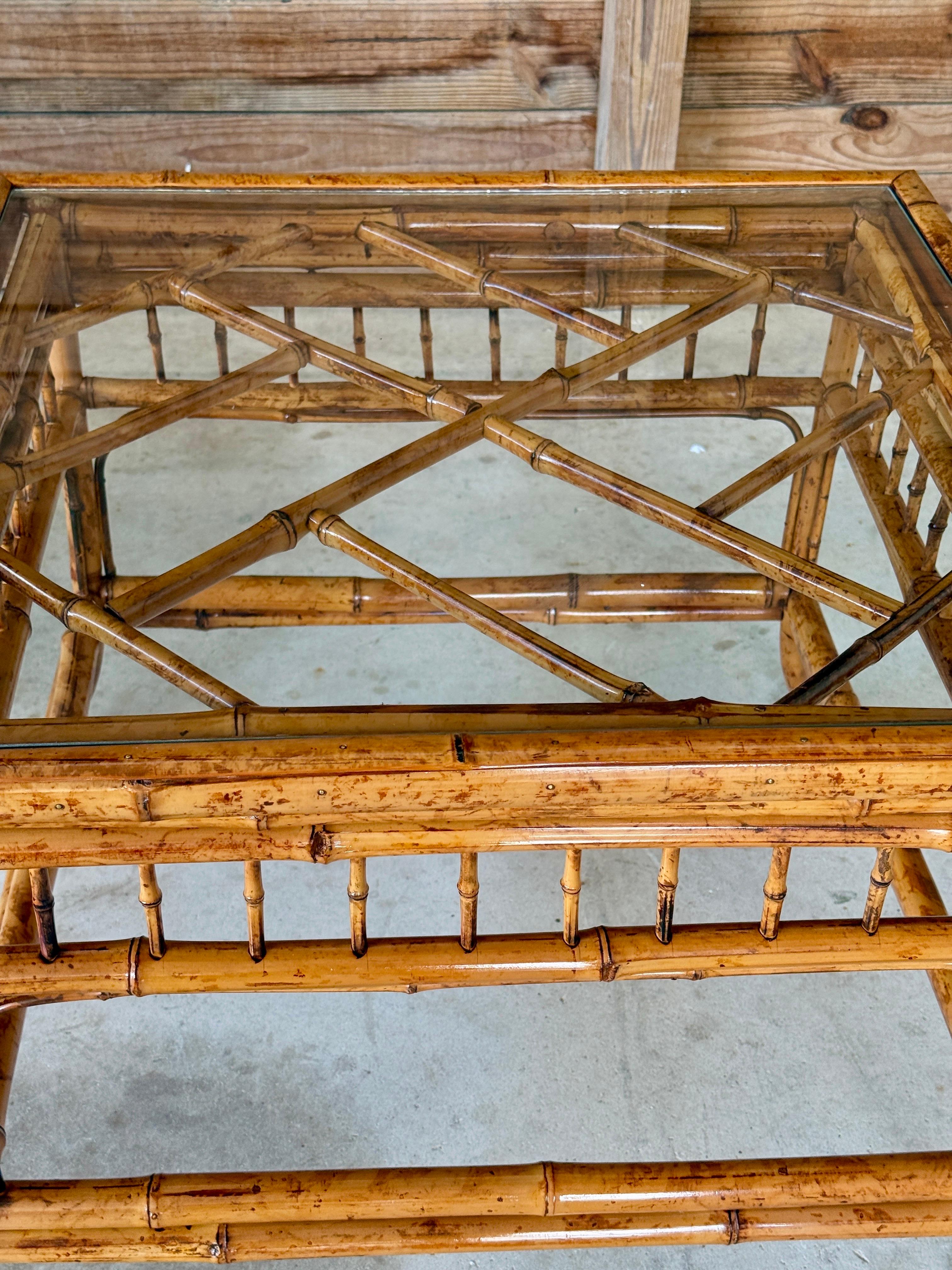 British Colonial Mid-20th Century Refinished Brighton Pavilion Bamboo Side or Coffee Table With G For Sale