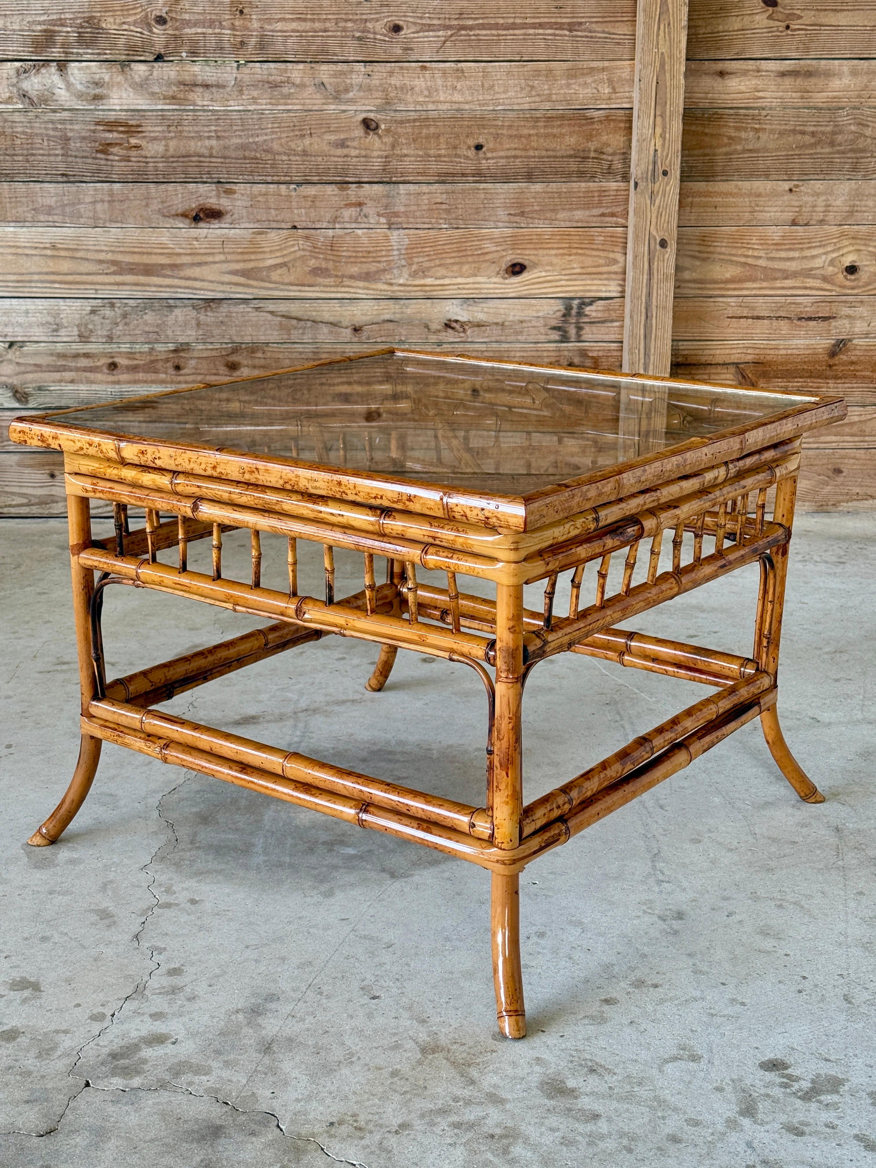Mid-20th Century Refinished Brighton Pavilion Bamboo Side or Coffee Table With G In Good Condition For Sale In North Fort Myers, FL