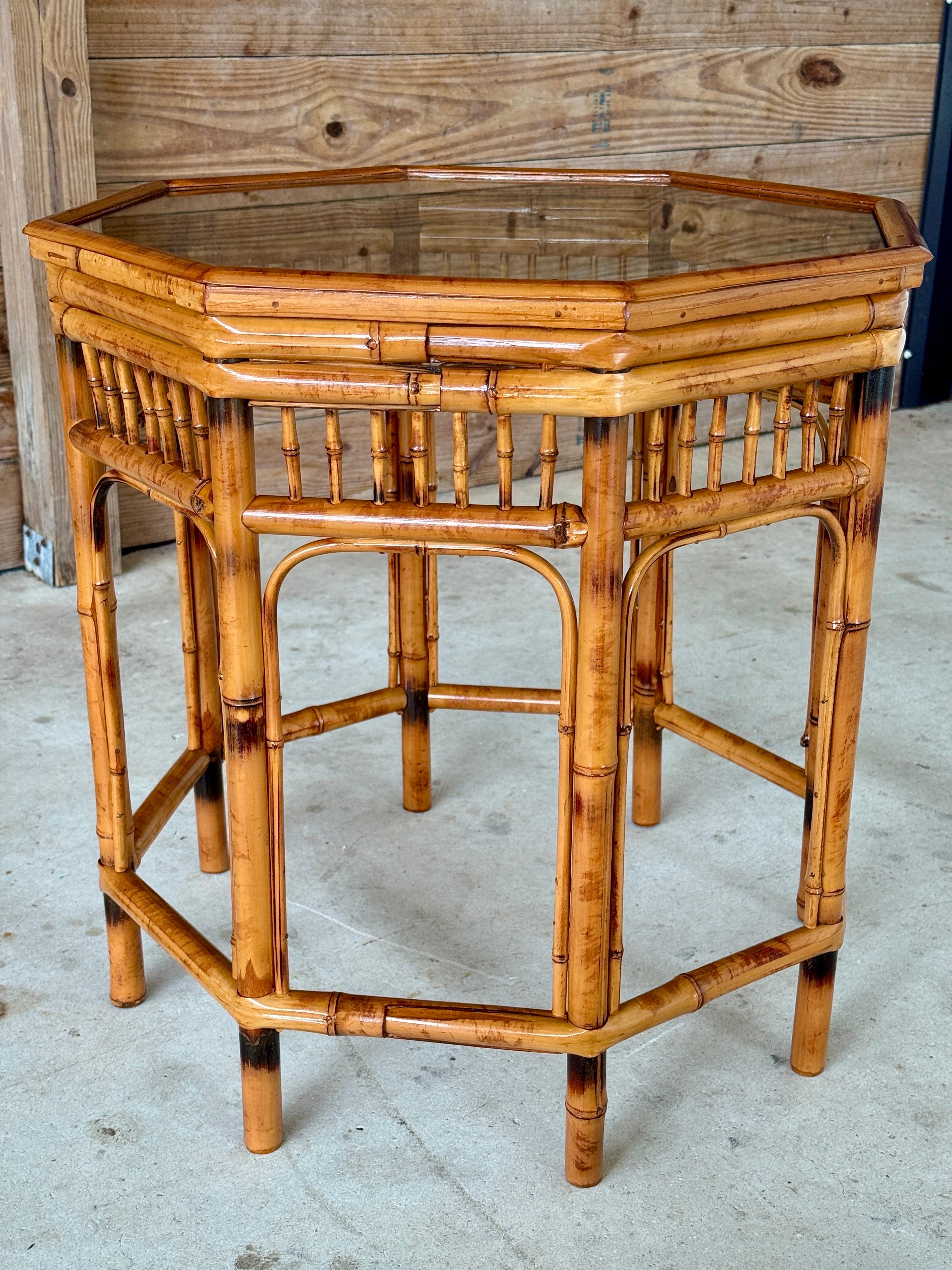 Mid-20th Century Refinished Brighton Pavilion Style Burnt Bamboo Side Table For Sale 4