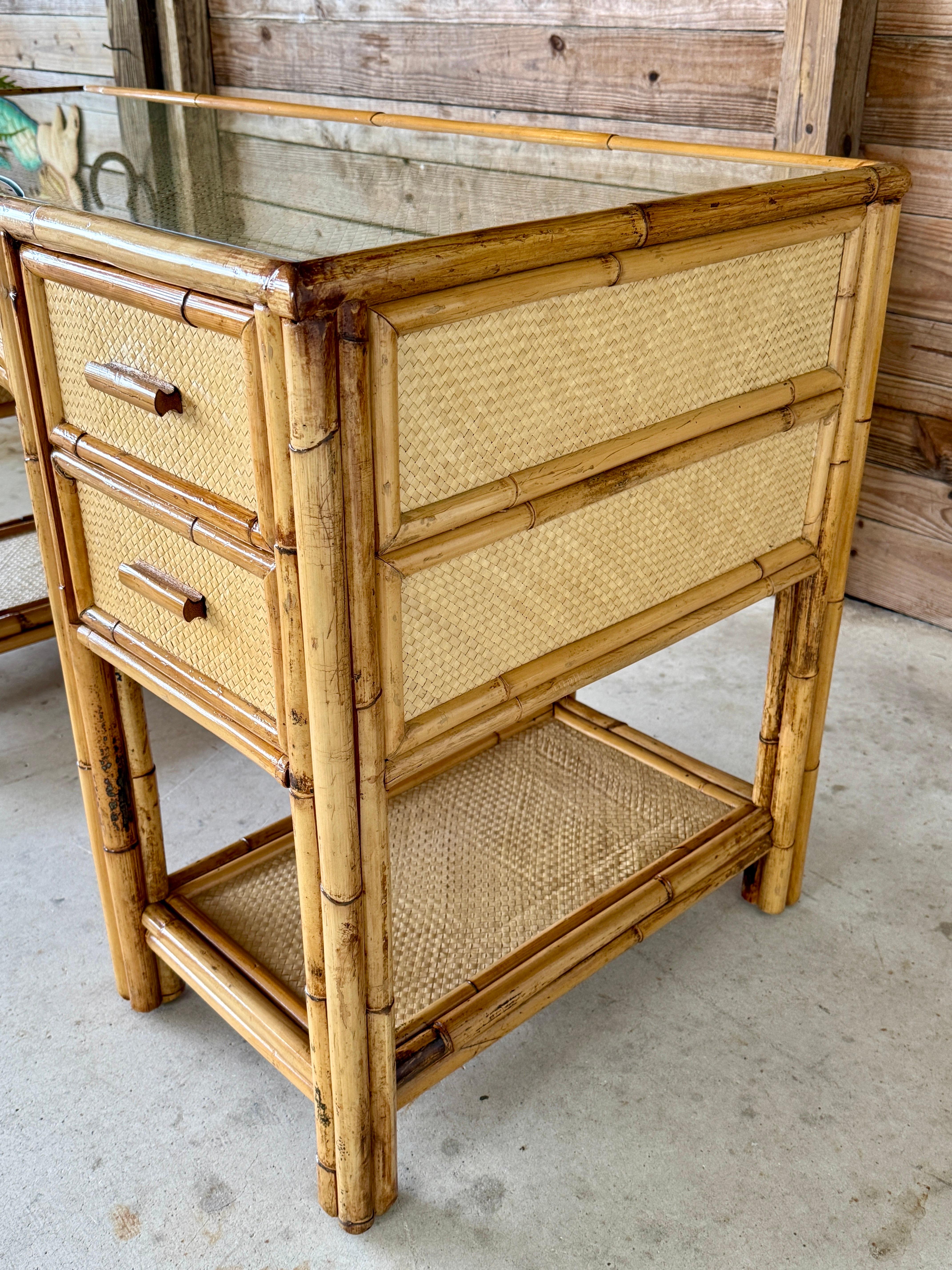 Mid-20th Century Refinished Coastal British Colonial Rattan Writing Desk For Sale 4