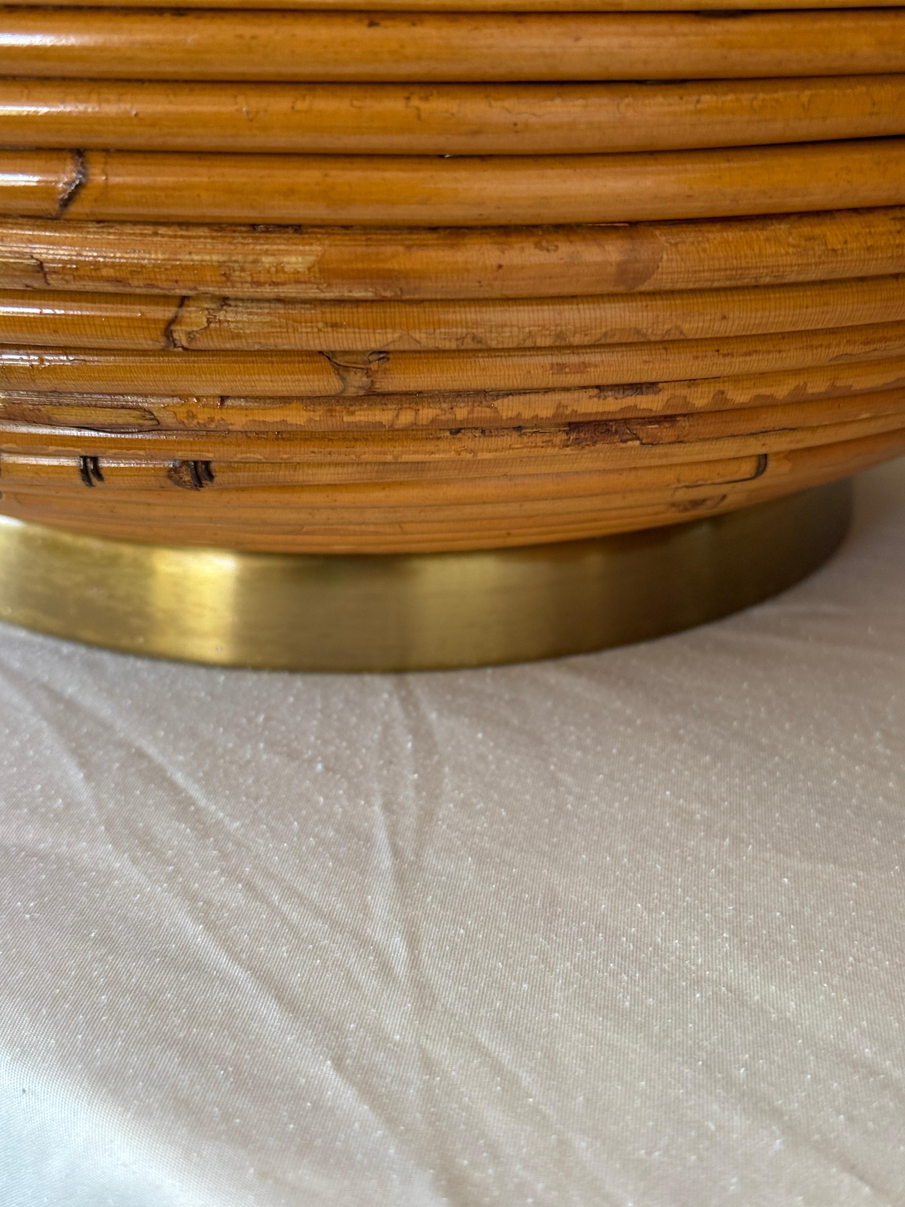 Rotin Lampe de table moderne en rotin avec bobine de gourde, milieu du 20e siècle, finition organique, avec br en vente
