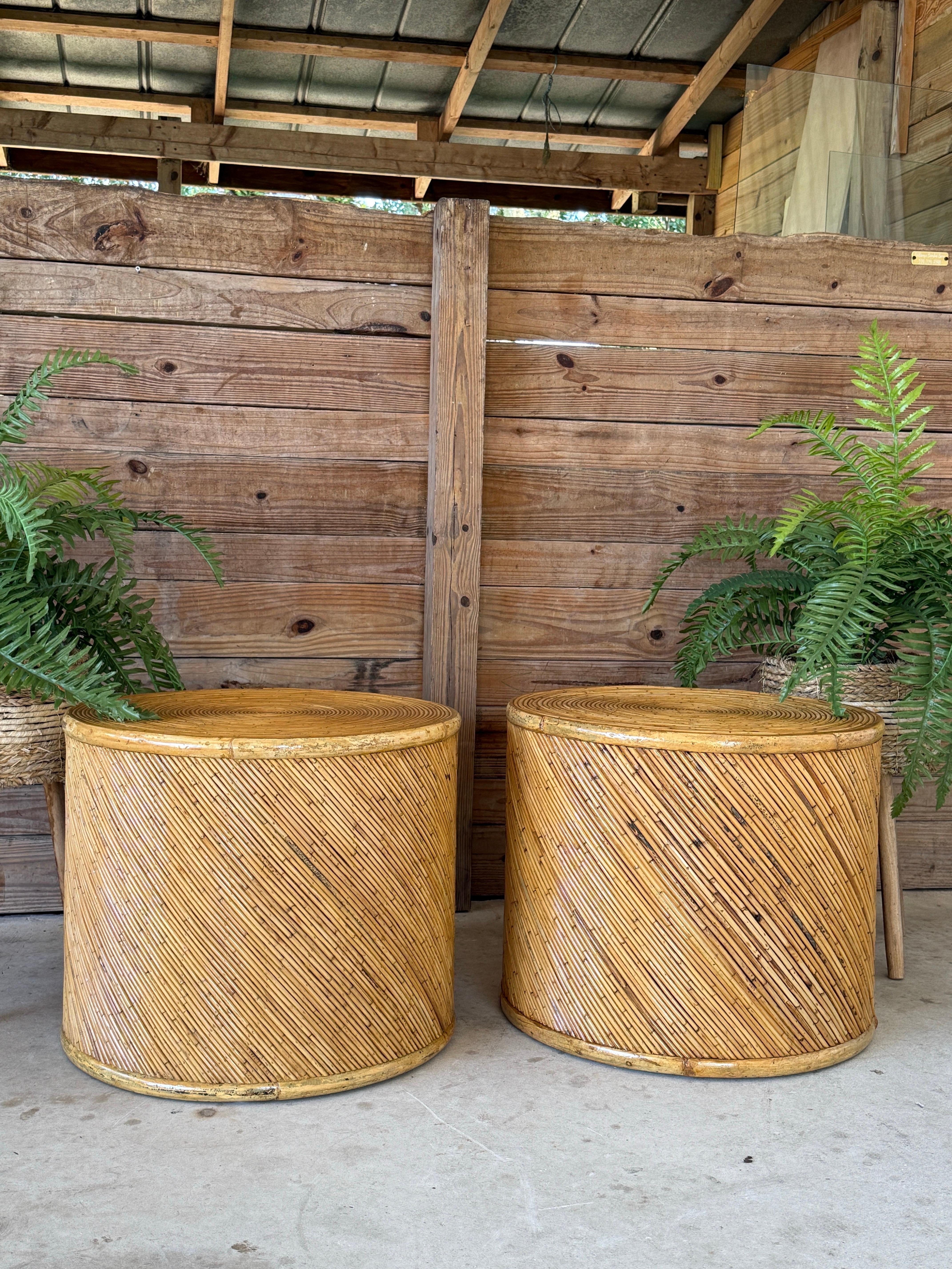 Rattan-Beistelltische aus der Mitte des 20. Jahrhunderts von Maitland-Smith im Angebot 9