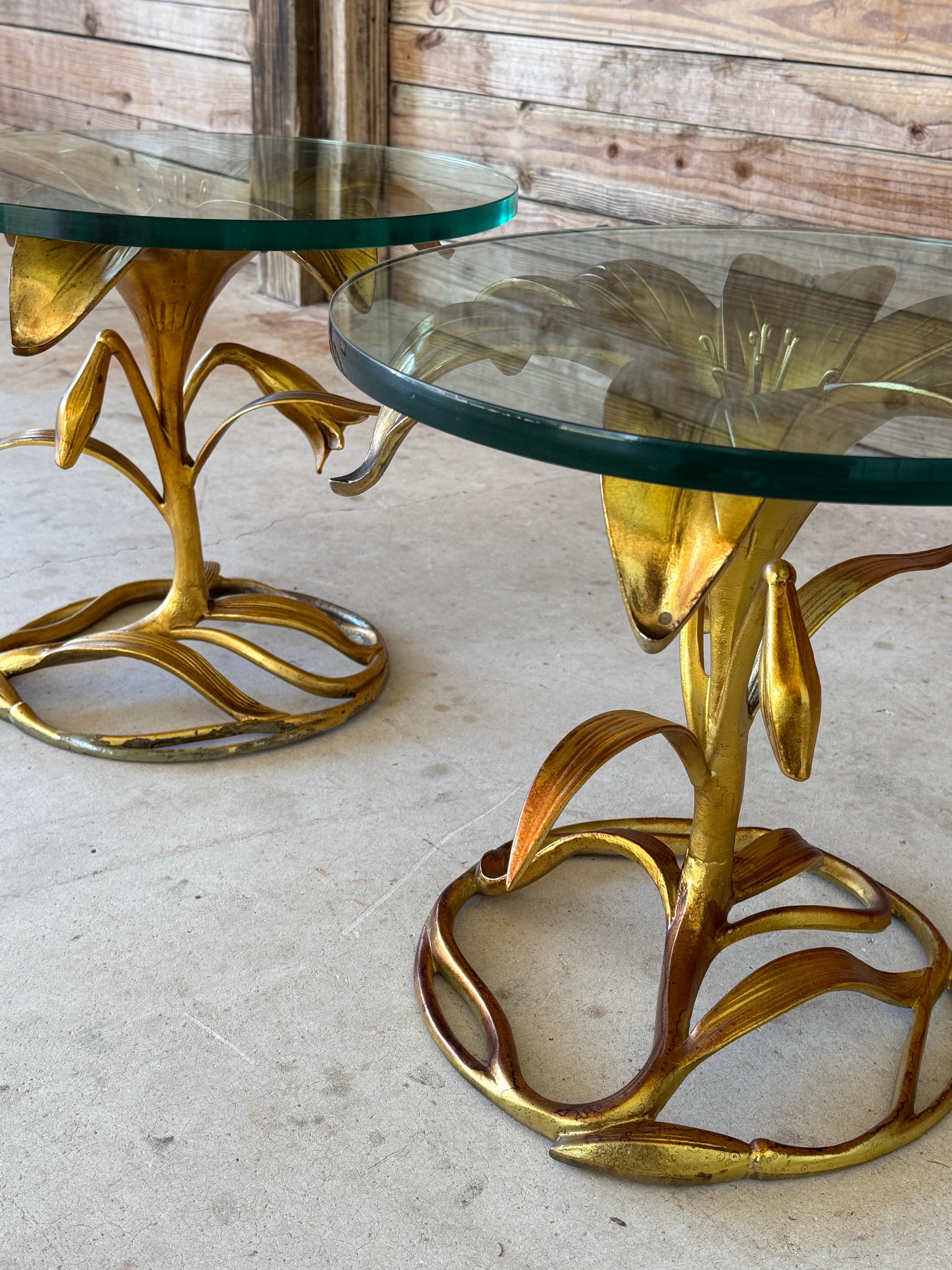 Mid-20th Century Regency Gilt Lily Flower Side Tables by Arthur Court – Pair For Sale 3