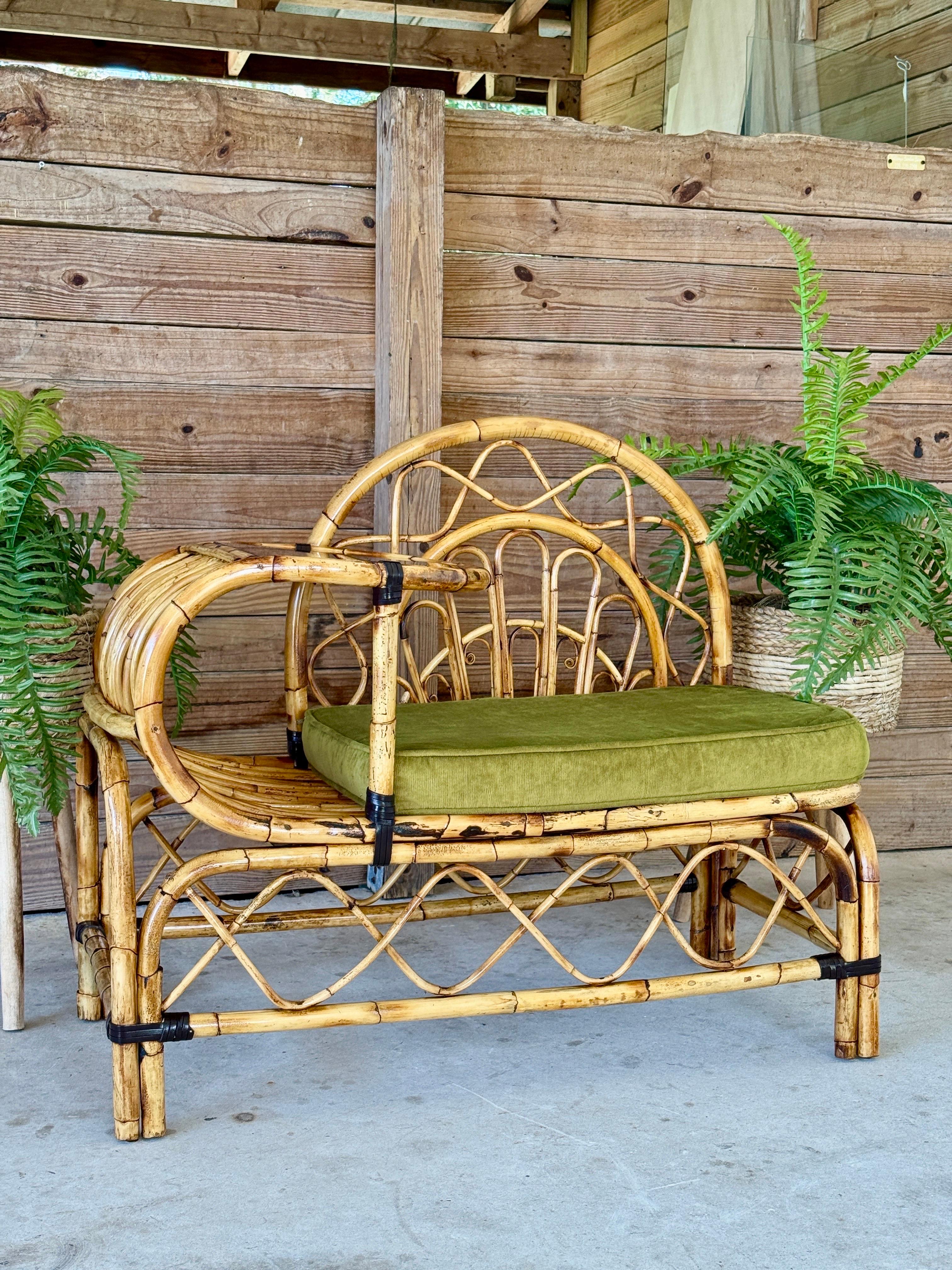 Mid-20th Century Restored Bent Rattan Telephone Settee With Smoked Glass Table In Good Condition For Sale In North Fort Myers, FL