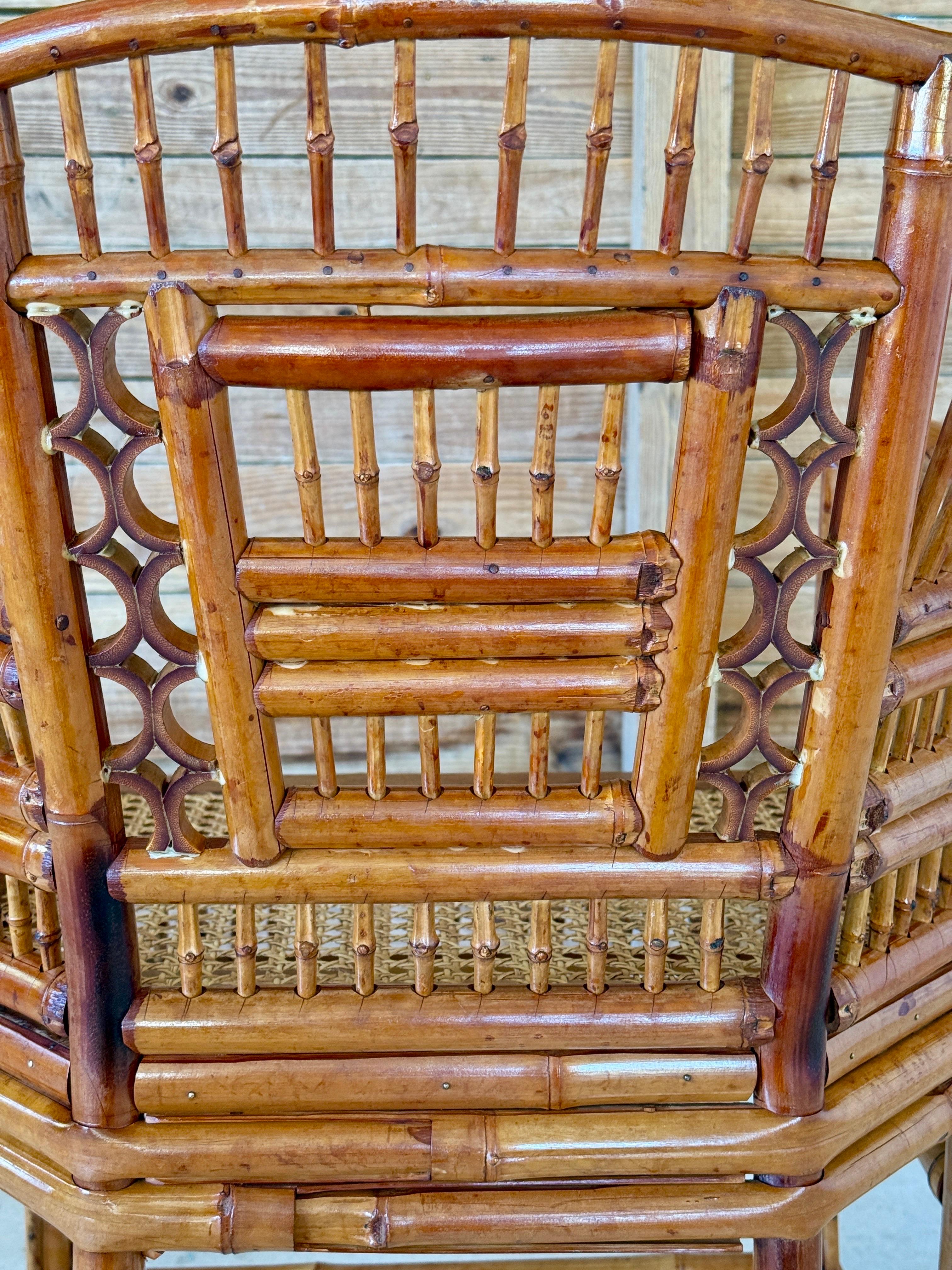 Silla auxiliar de bambú y caña Brighton Pavilion de mediados del siglo XX restaurada en venta 6