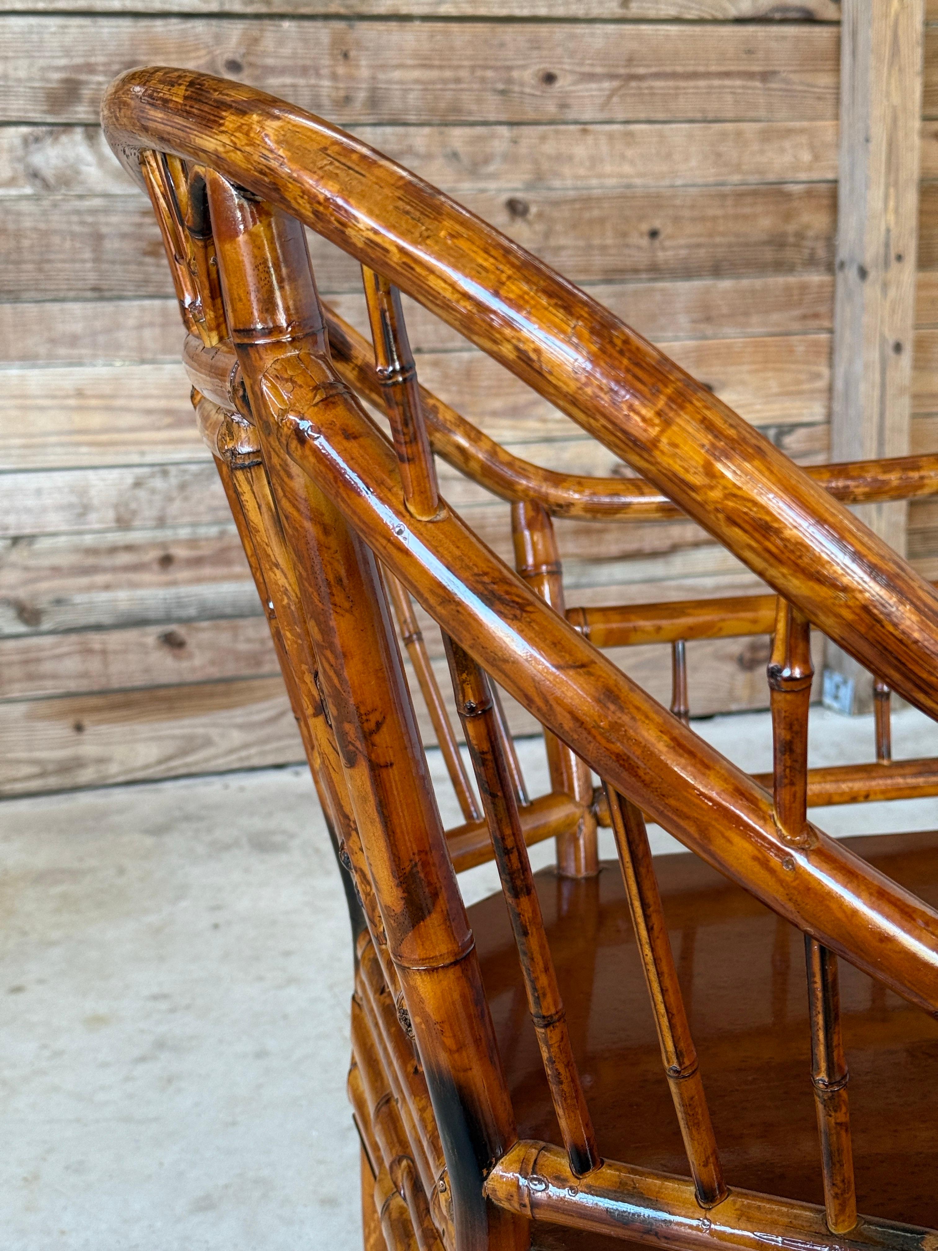 Chaise en bambou écossais restaurée du milieu du 20e siècle, dans le style de Brighto en vente 5