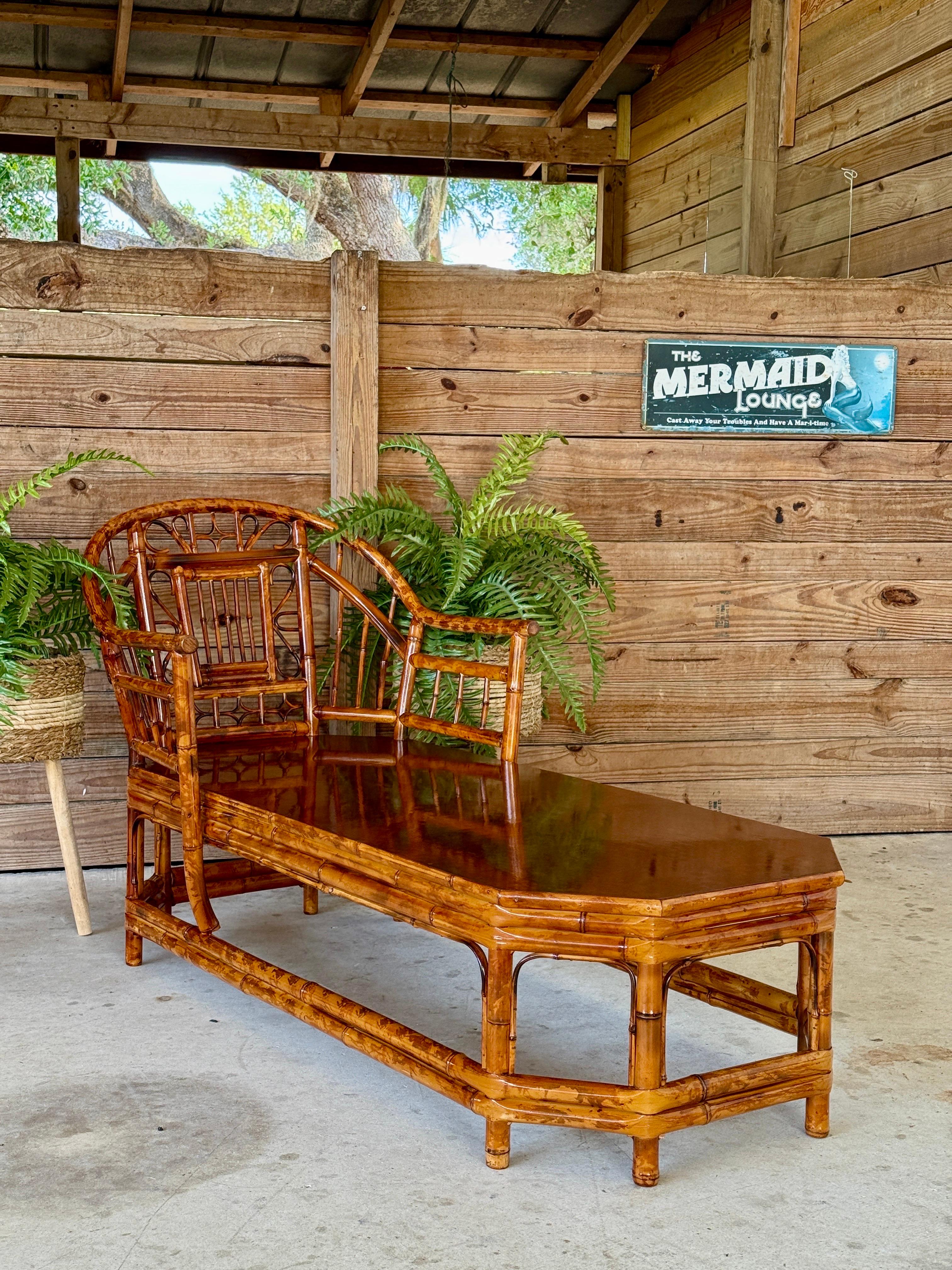 Chaise en bambou écossais restaurée du milieu du 20e siècle, dans le style de Brighto en vente 8