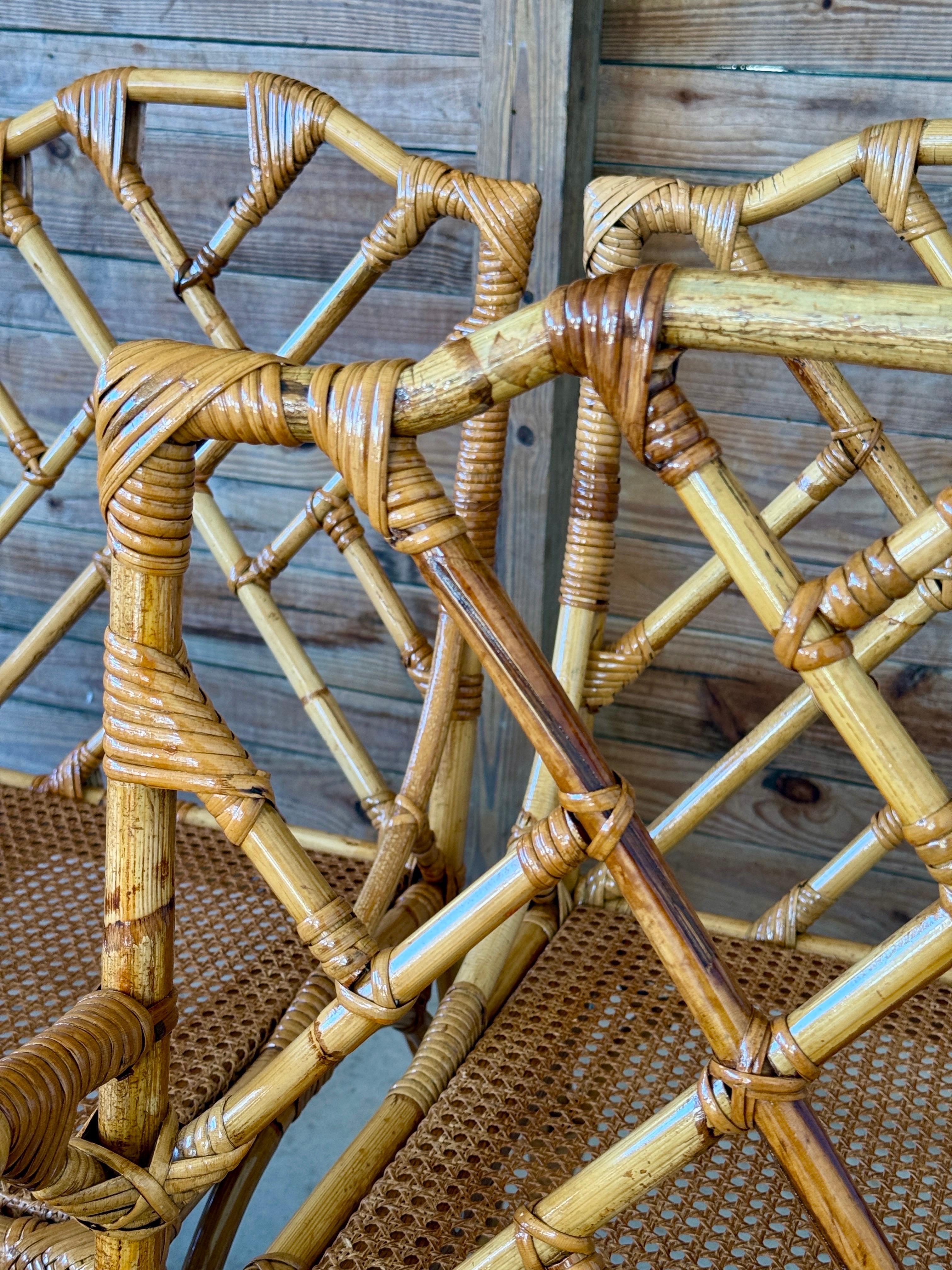 Mid-20th Century Restored Italian Rattan Chippendale Dining Chairs Set of Eight im Angebot 3