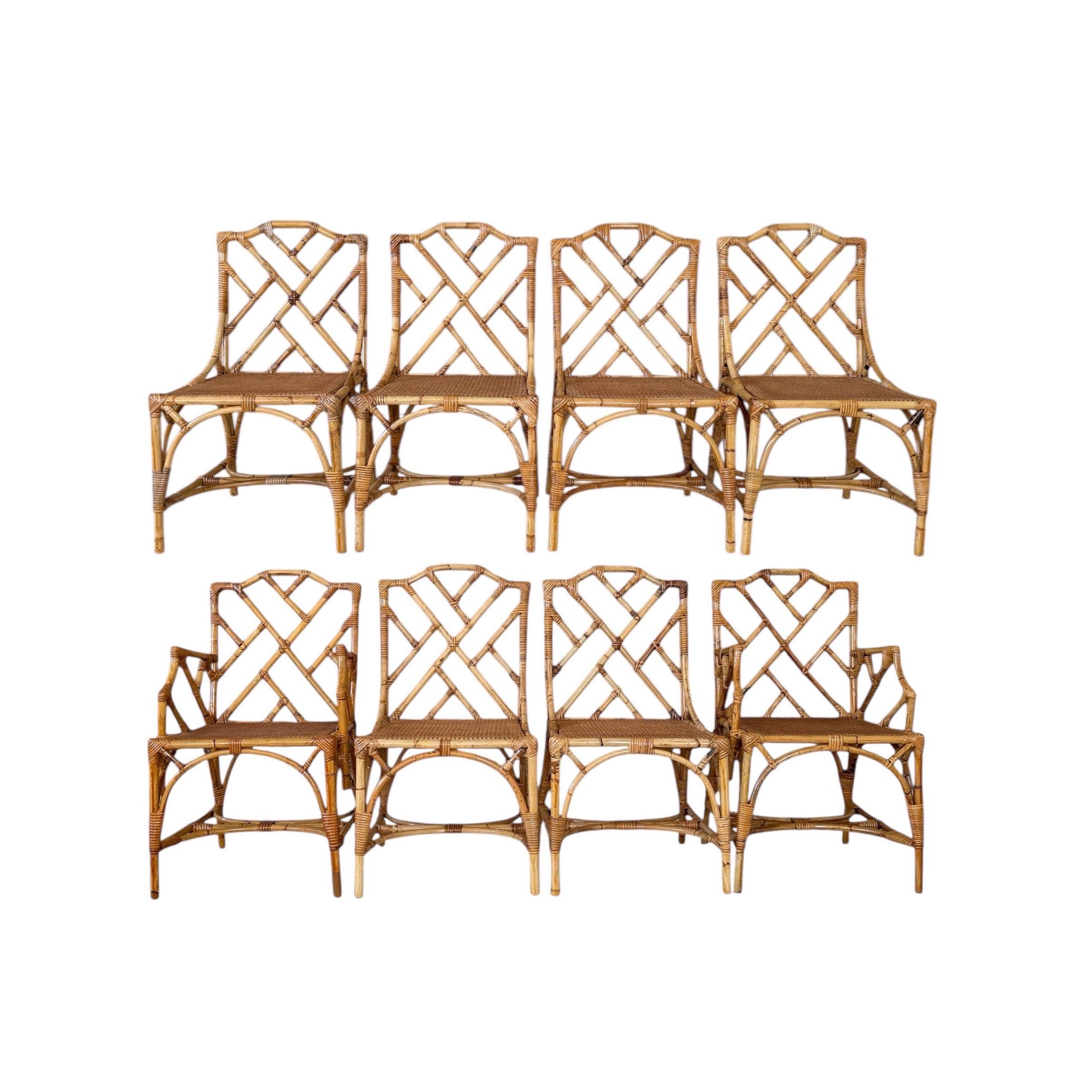 Mitte des 20. Jahrhunderts restaurierte italienische Chippendale-Esszimmerstühle aus Rattan, Satz von acht Stück