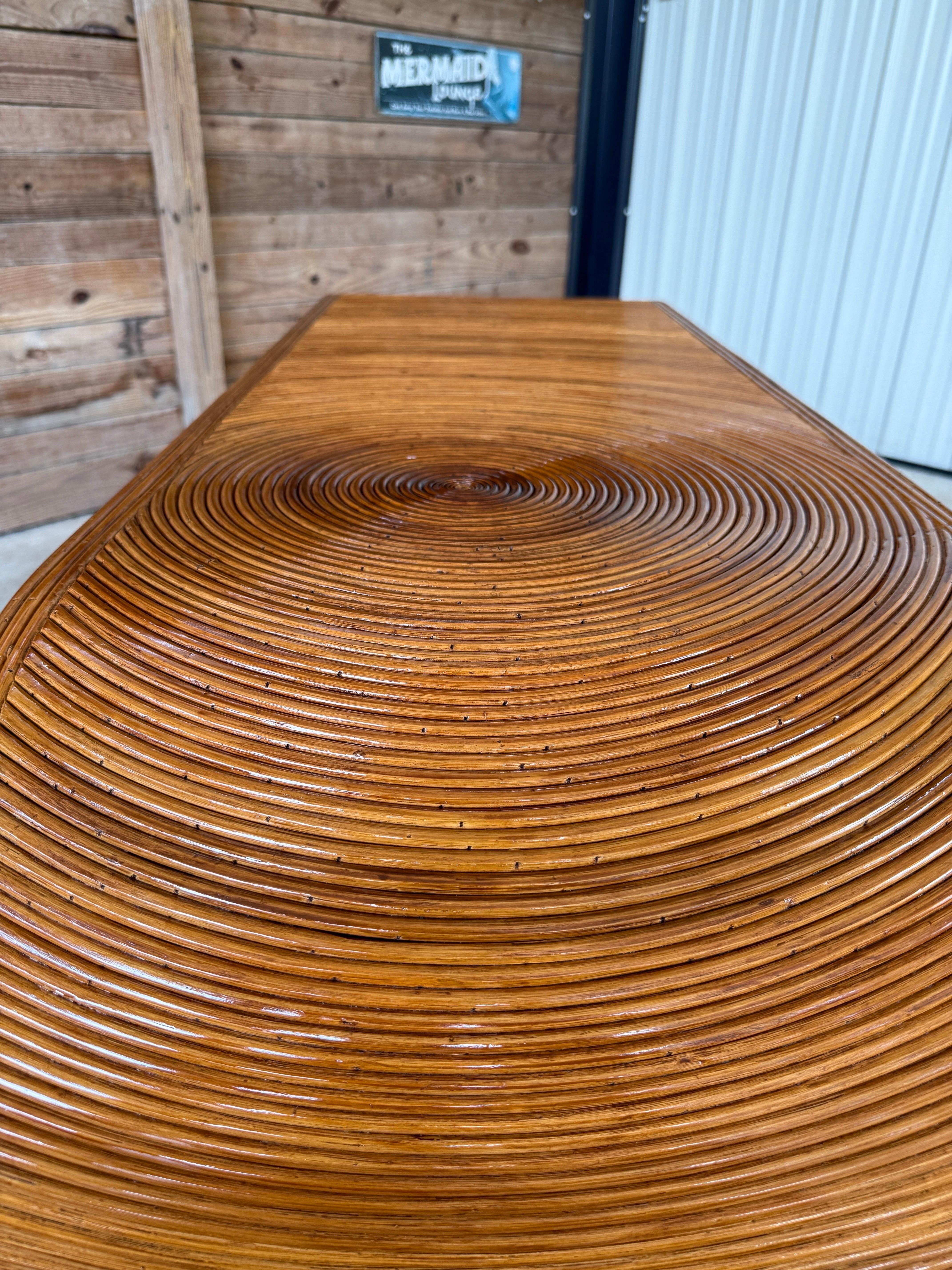 Table console en rotin organique et moderne restaurée, datant du milieu du 20e siècle en vente 5