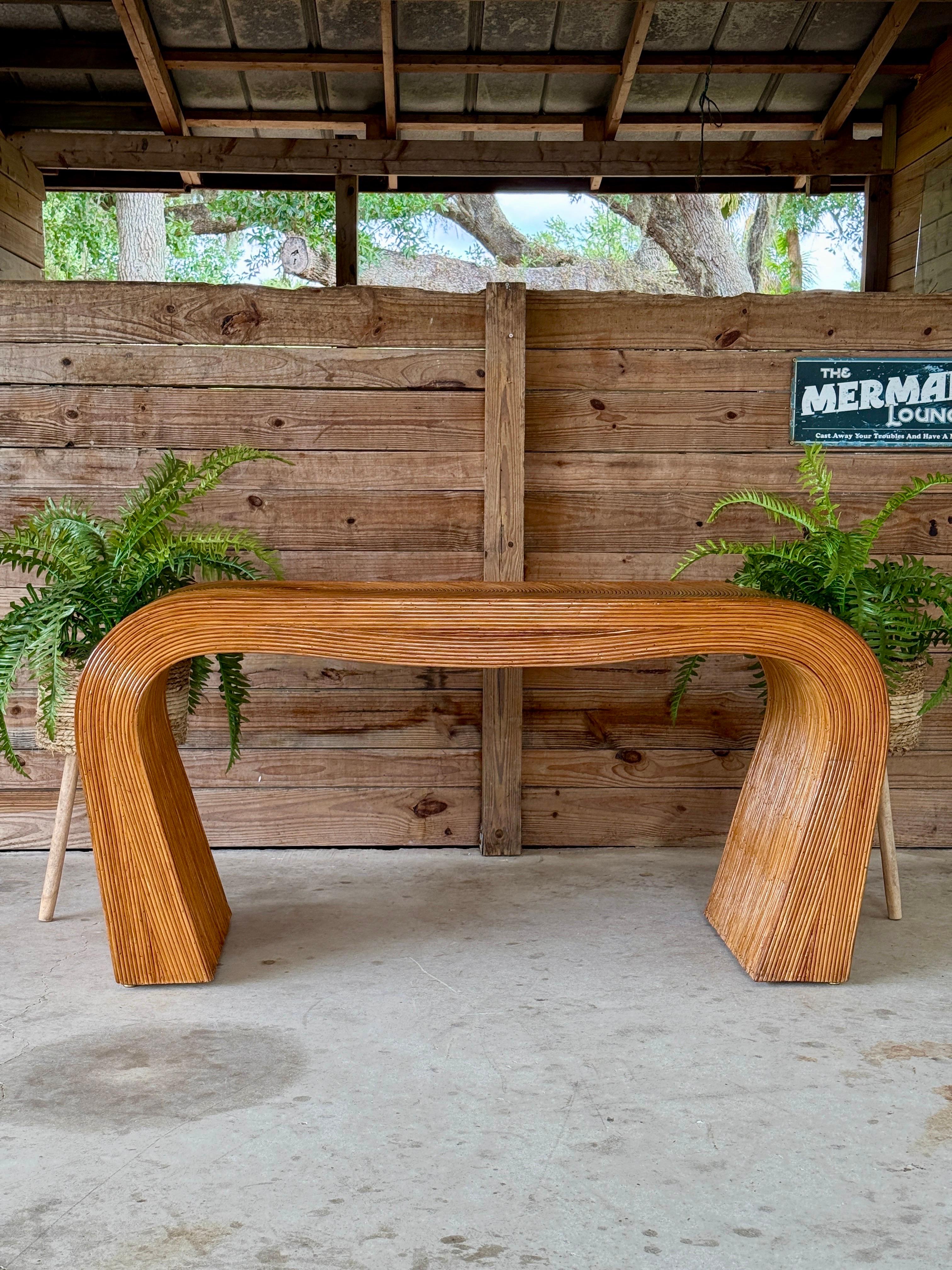 Table console en rotin organique et moderne restaurée, datant du milieu du 20e siècle en vente 9