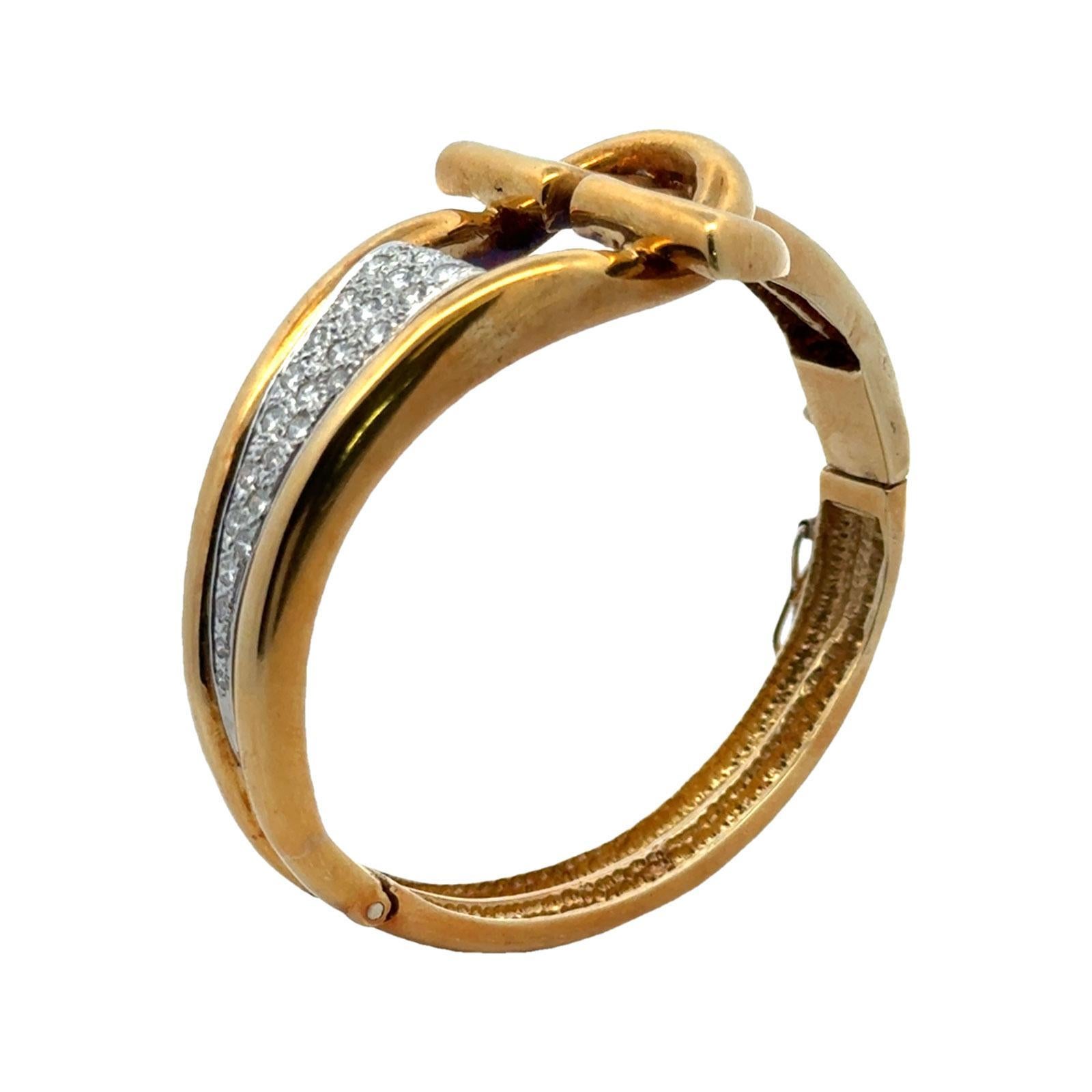 Bracelet jonc à charnières rétro en or jaune 18 carats du milieu du 20e siècle Pour femmes en vente