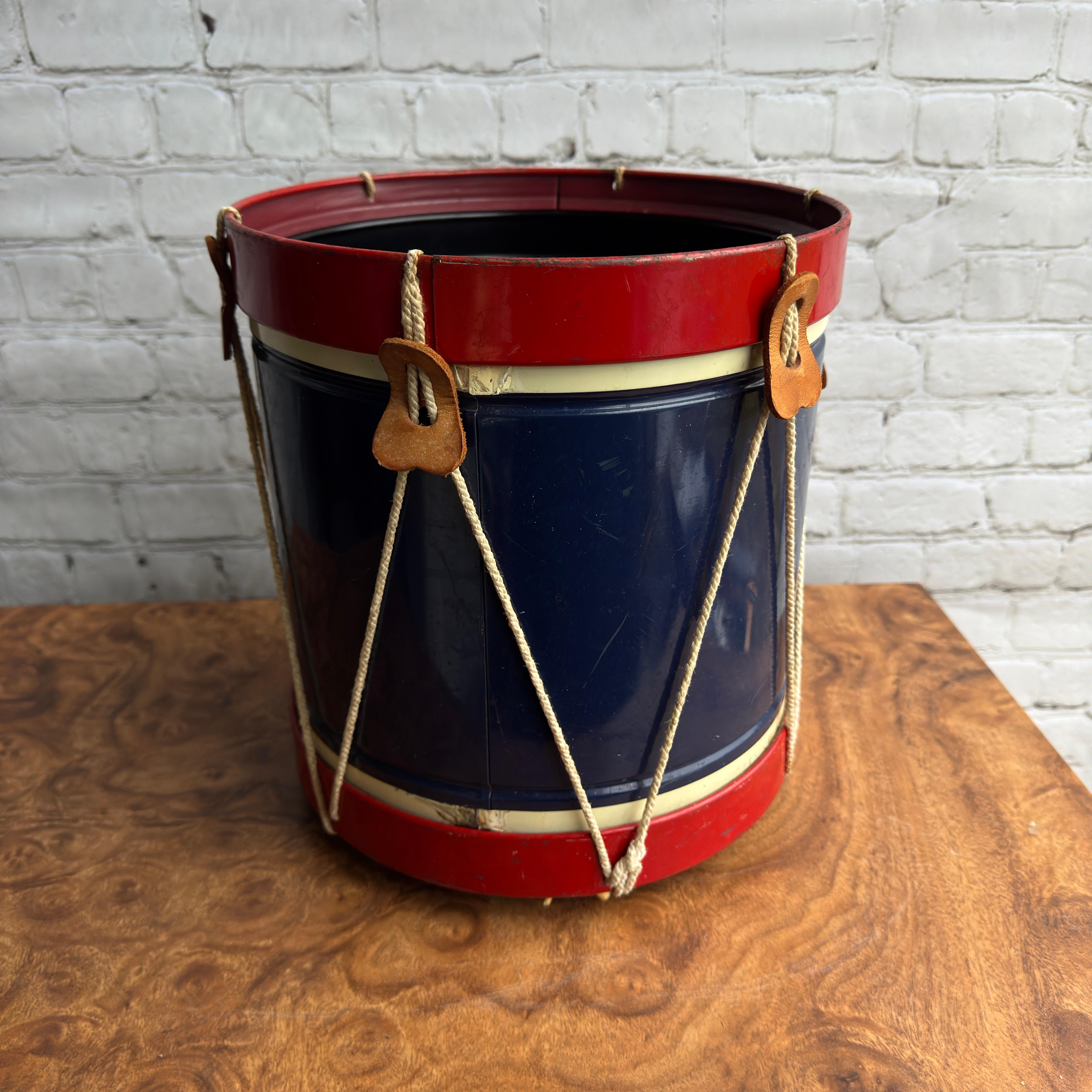 American Colonial Mid 20th Century Revolutionary War Style Marching Drum Wastebasket For Sale