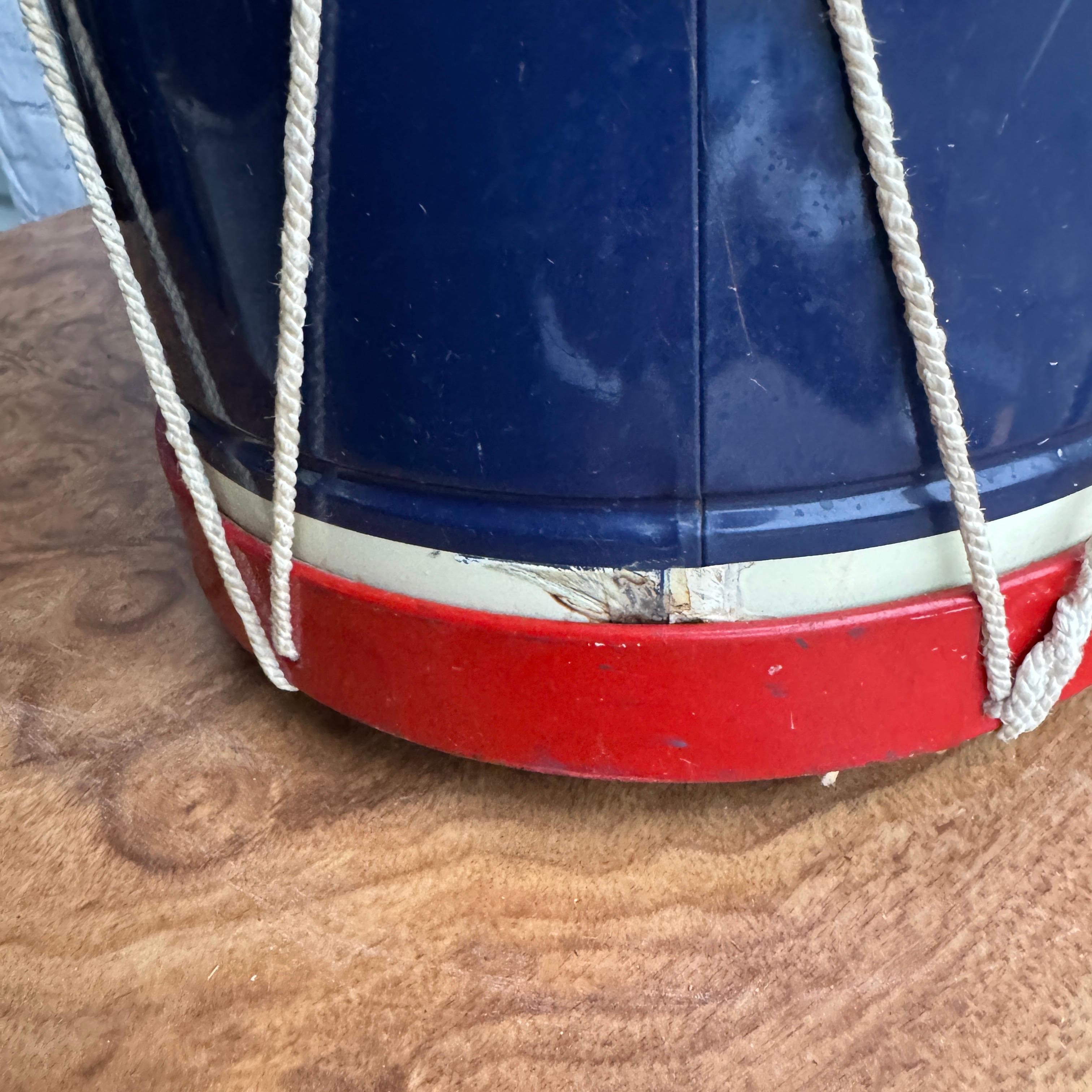 Mid 20th Century Revolutionary War Style Marching Drum Wastebasket In Good Condition For Sale In Cordova, SC