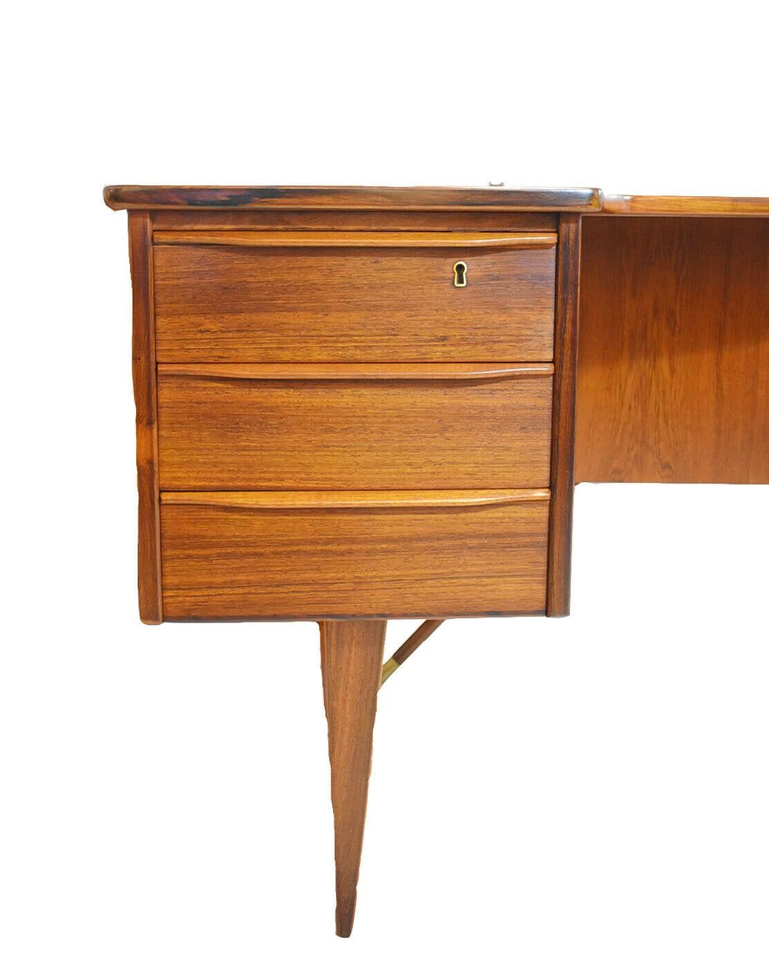 Late 20th Century Mid-20th Century Rosewood 
