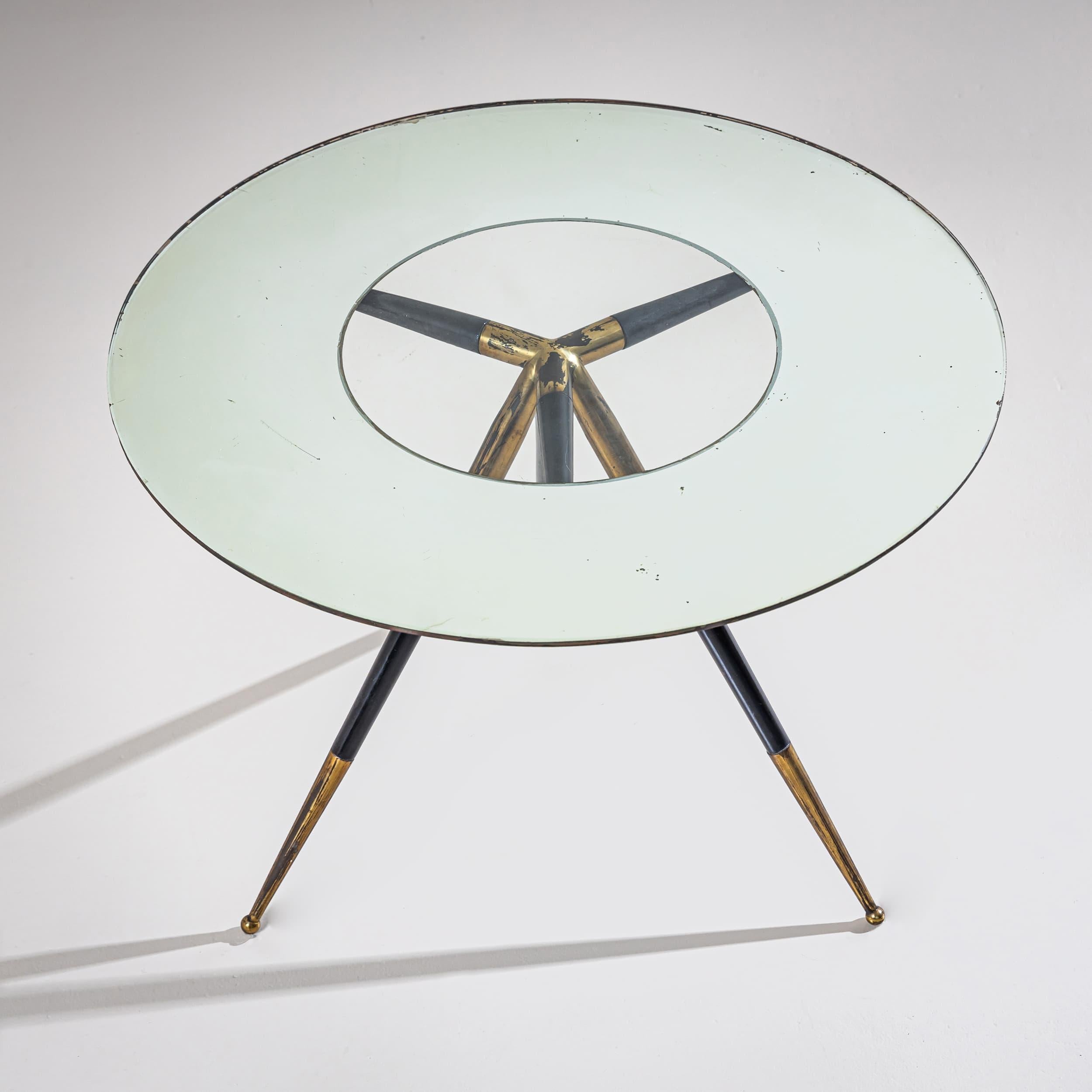 Mid-20th Century Round Coffee Table, in the style of Cesare Lacca, Italy For Sale 1